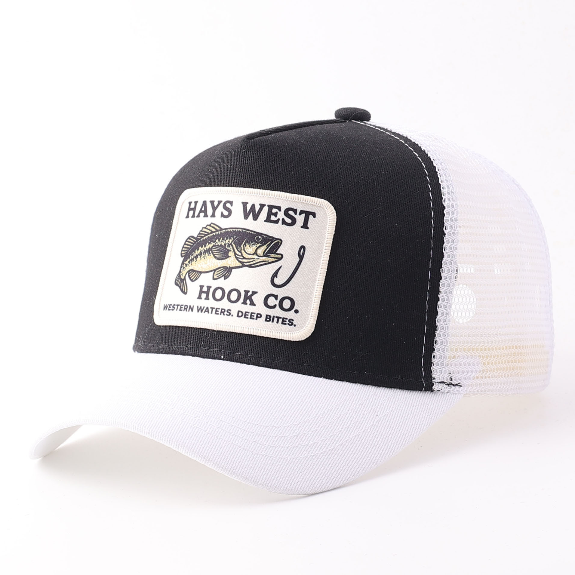 Embroidered fish patch mesh hat - black and white