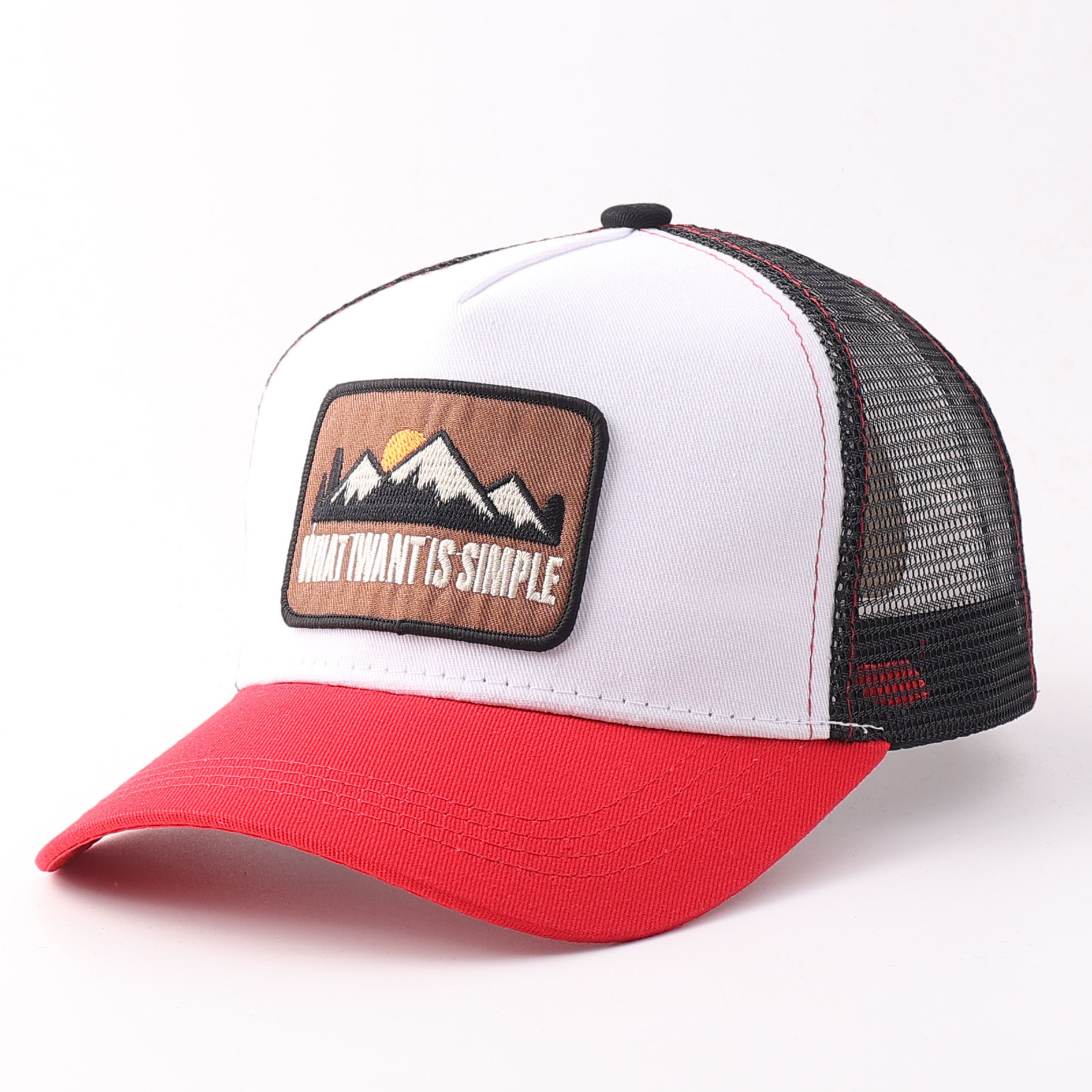 Embroidered peak patch mesh hat-white and red