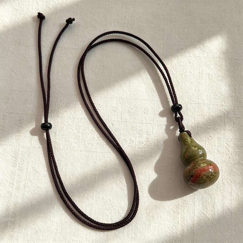 9:Unakite