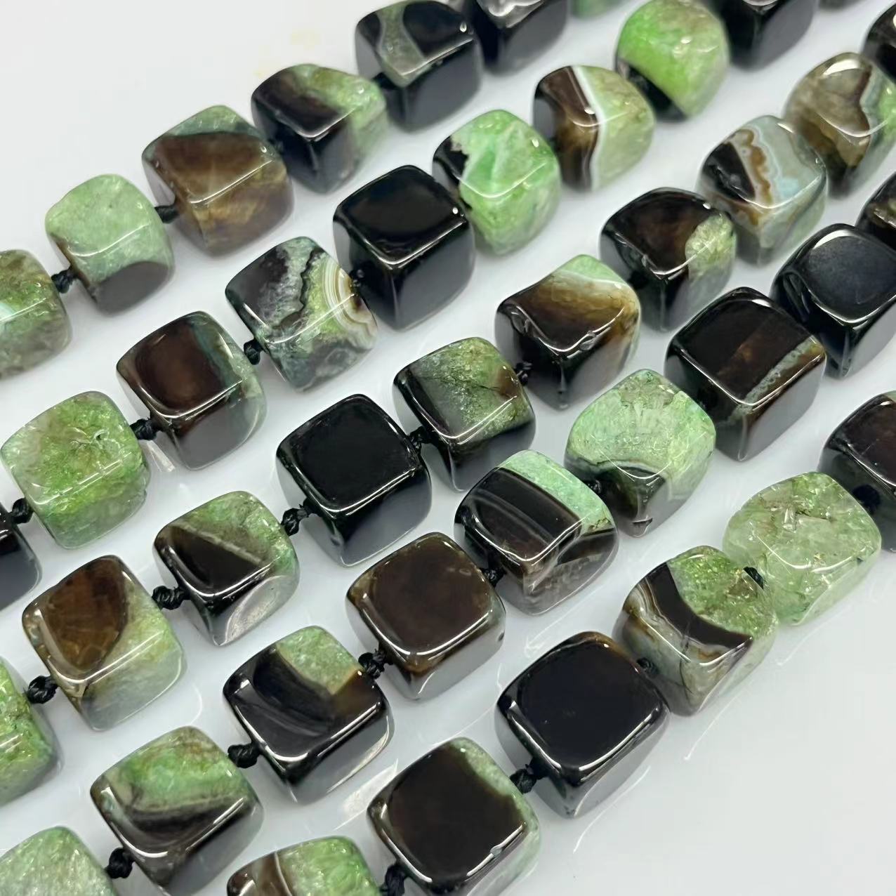 Green black 12x12mm