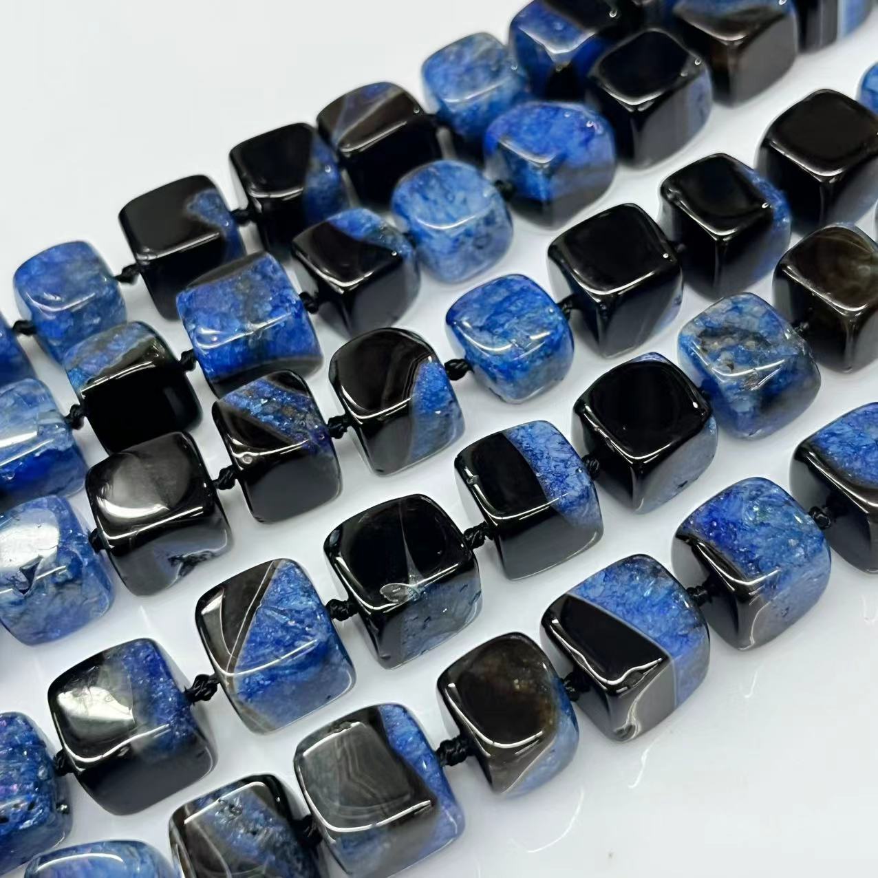 Blue-black 12x12mm