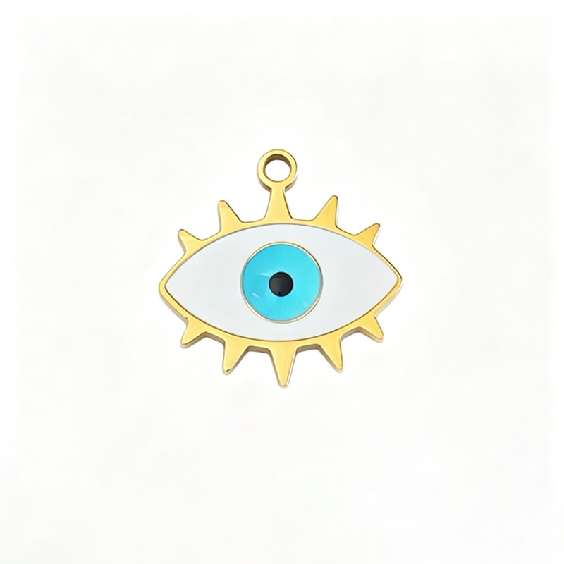 10:Long eyelashes devil eye simple version