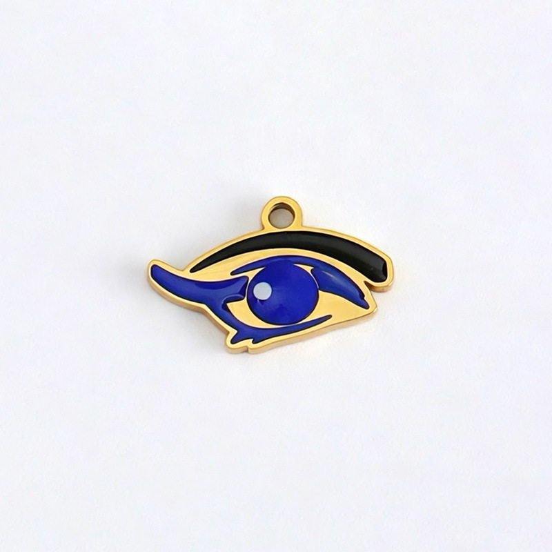 12:Blue devil eye