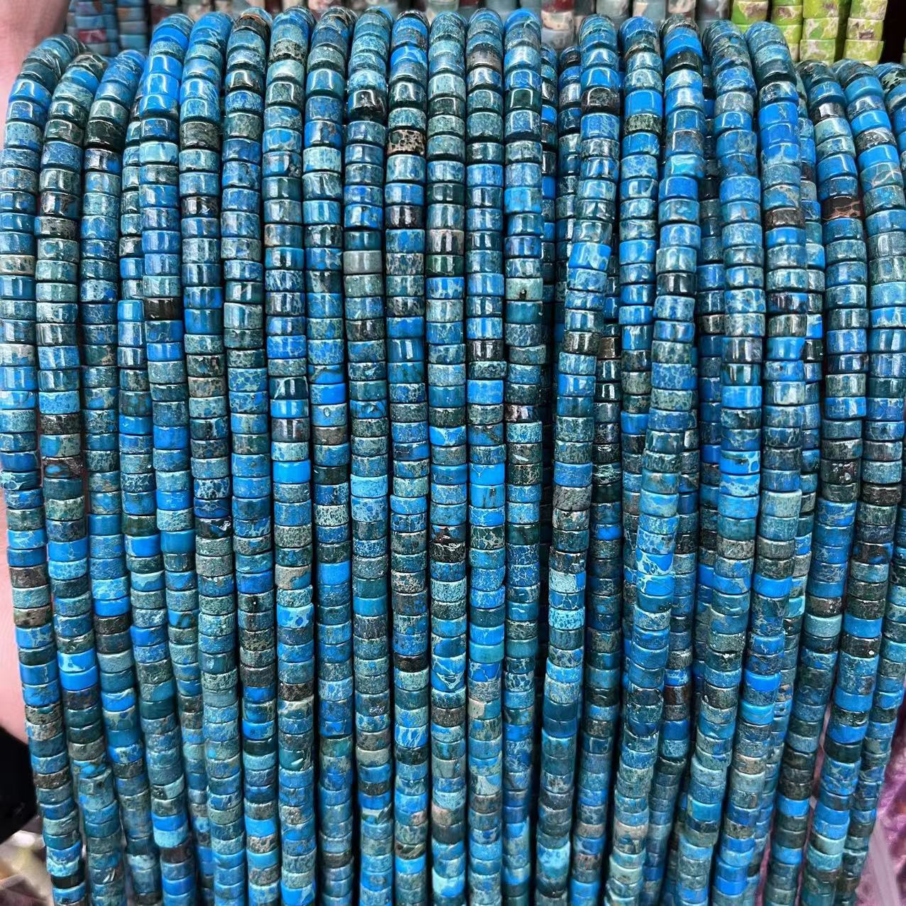 Blue emperor stone 2x4mm