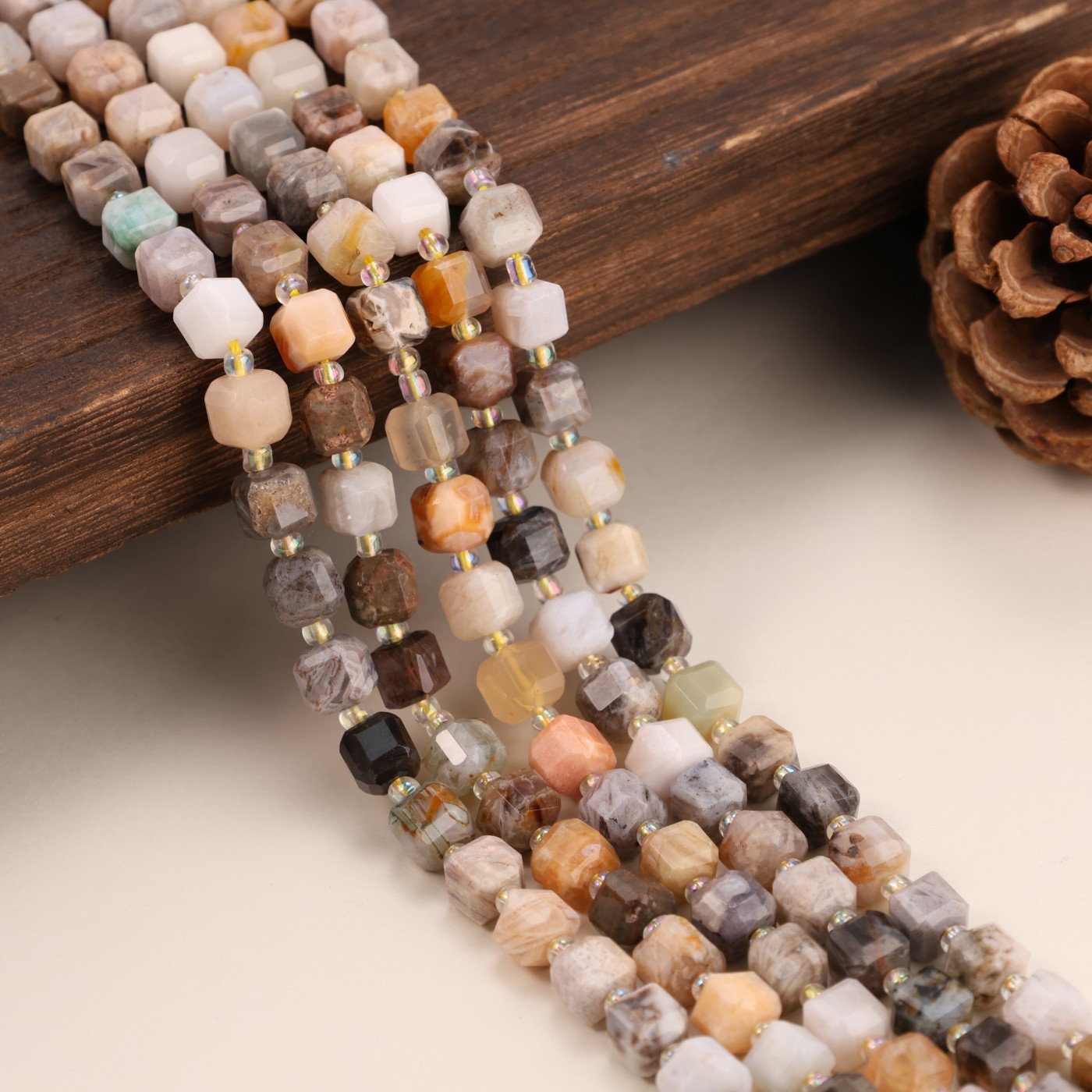 Bamboo leaf agate sugar cube hard drive cut surfac