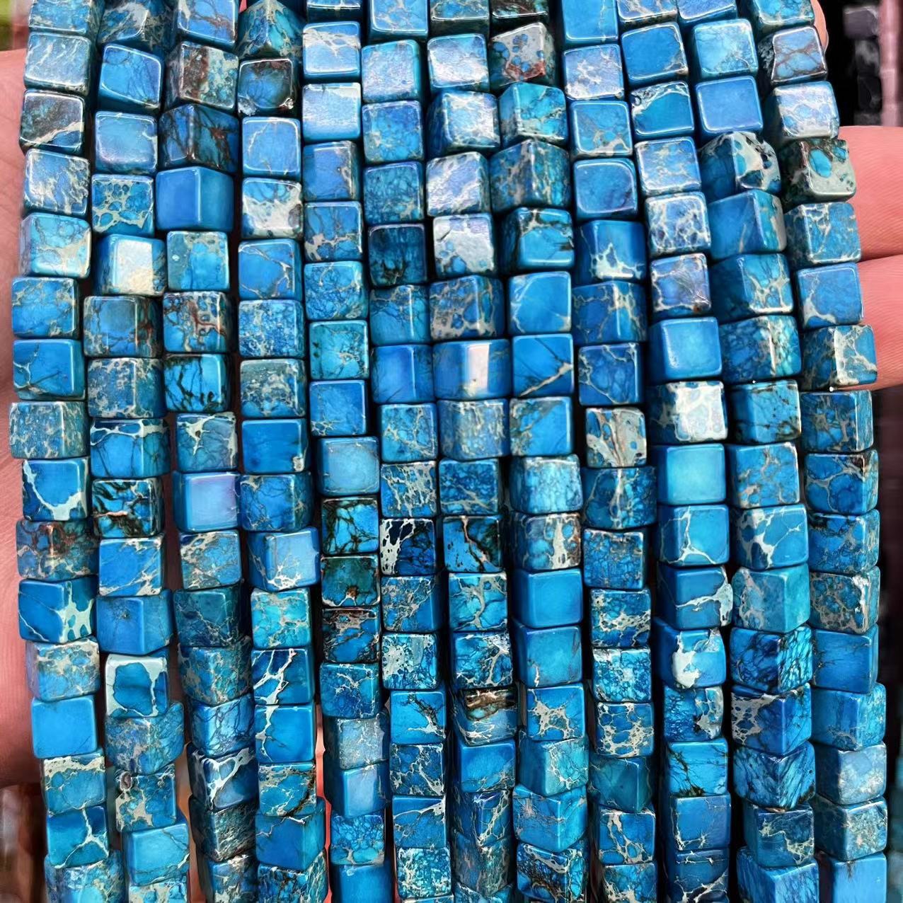 Blue emperor stone 6x6mm