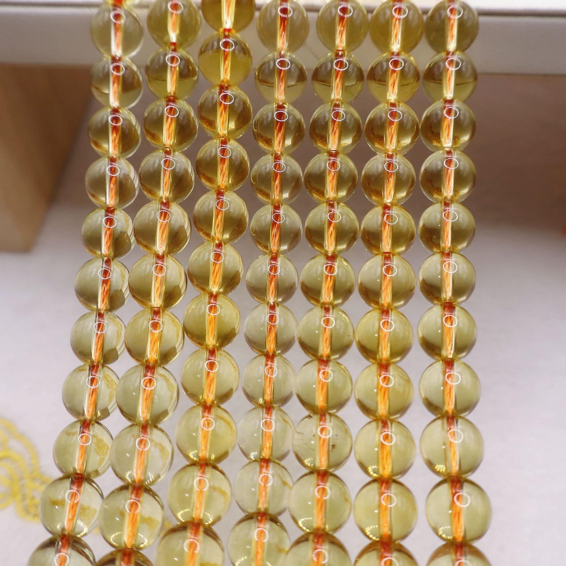 Piezoelectric citrine 8mm
