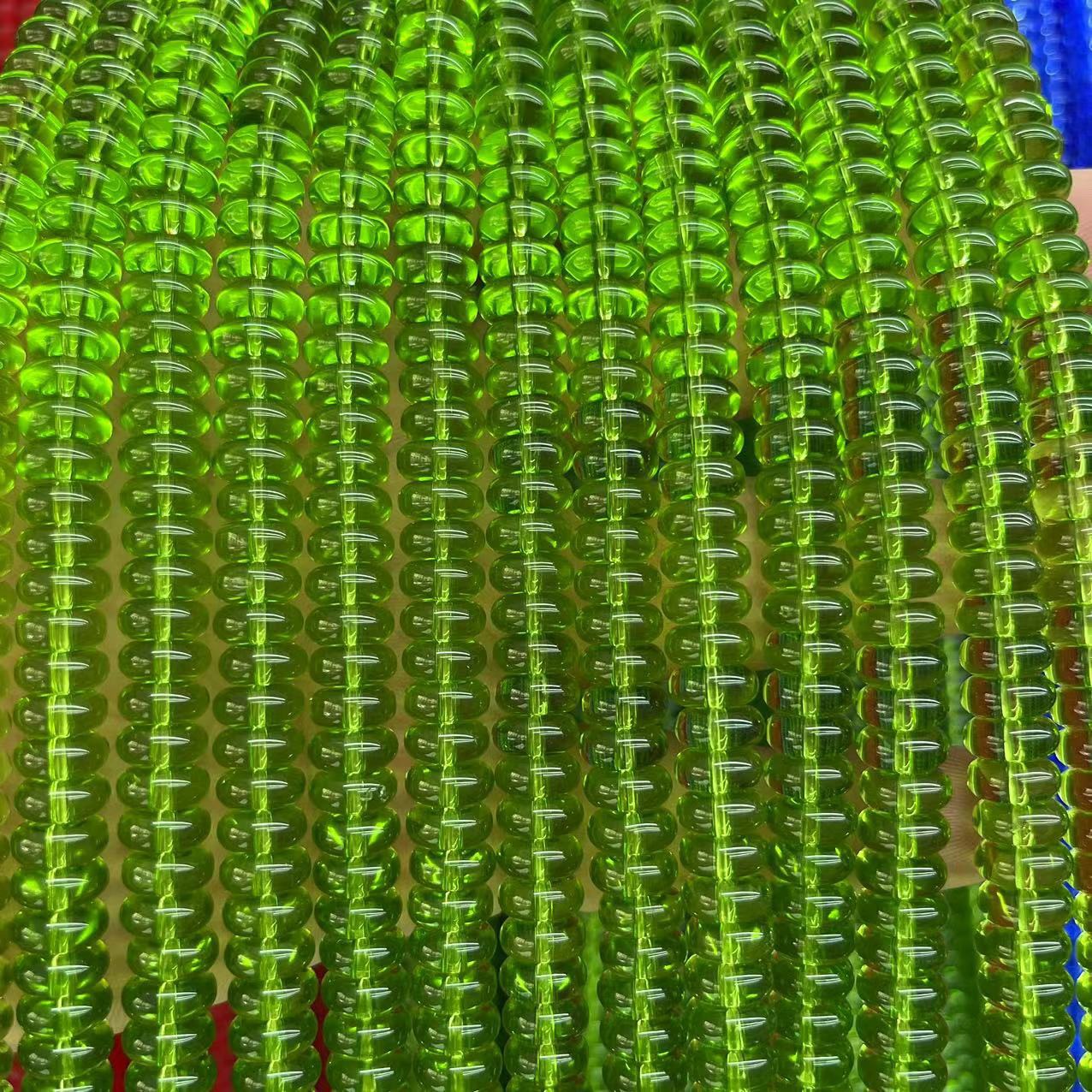 Green crystal 4x8mm