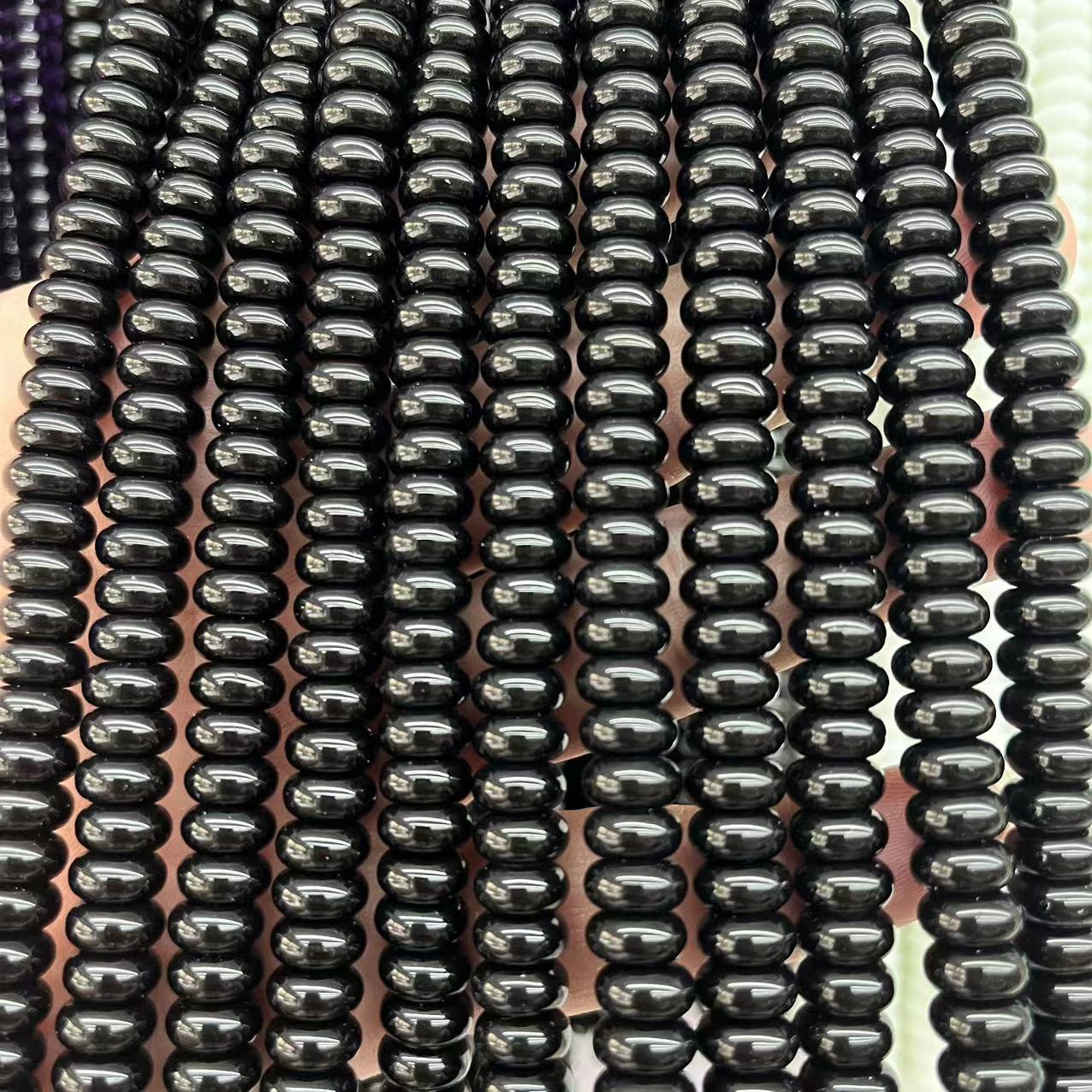 Glossy black 4x8mm