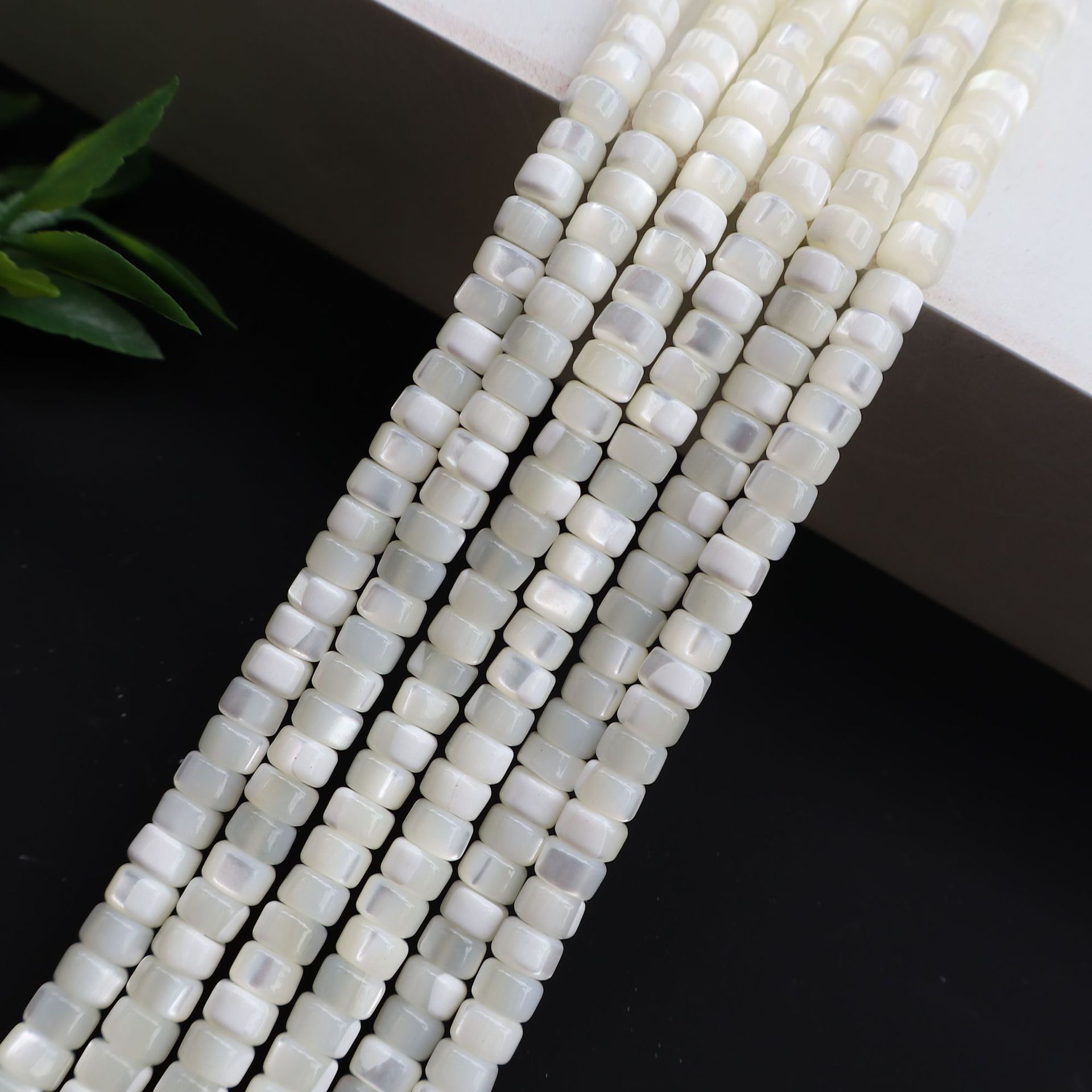 3:3x4mm