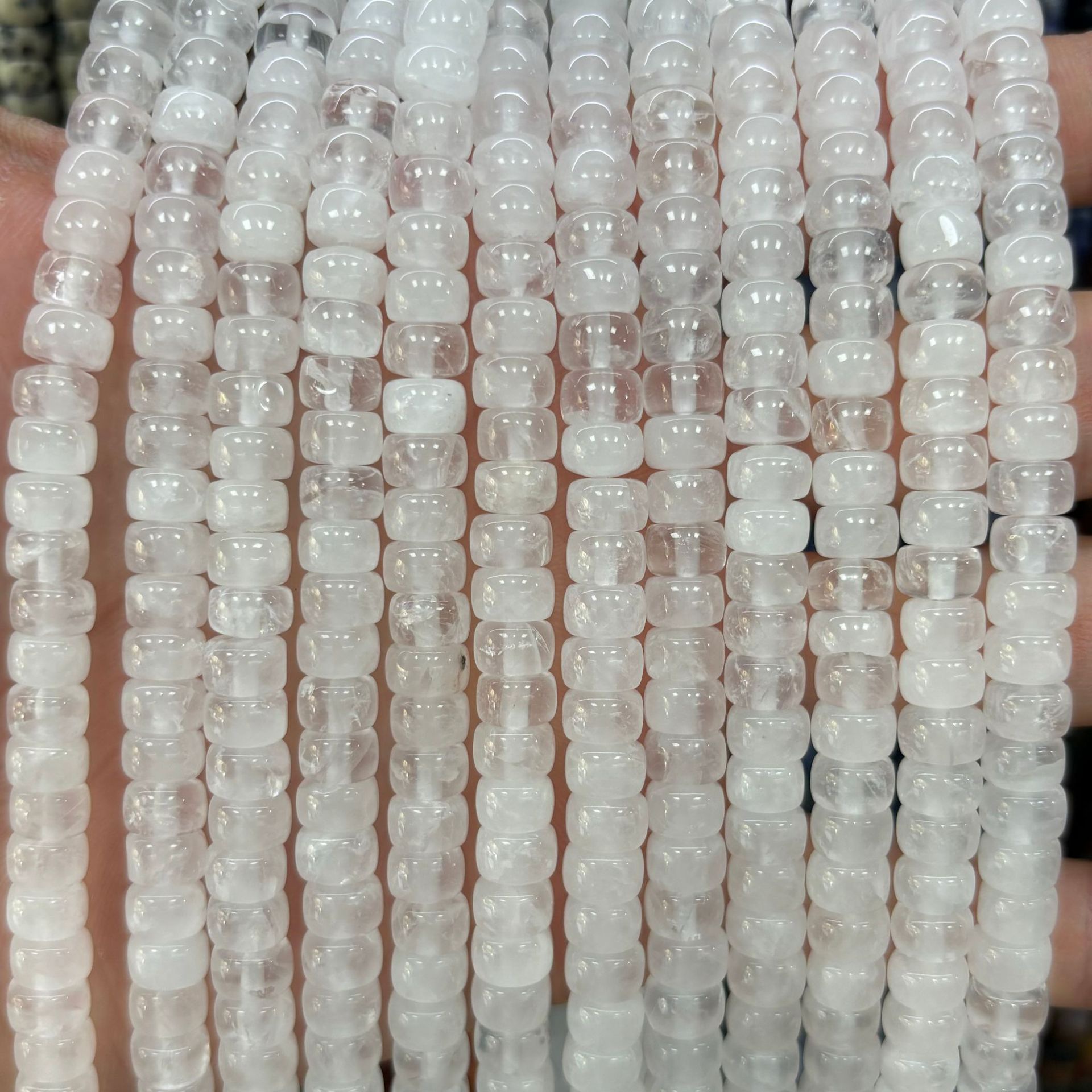 15:White crystal