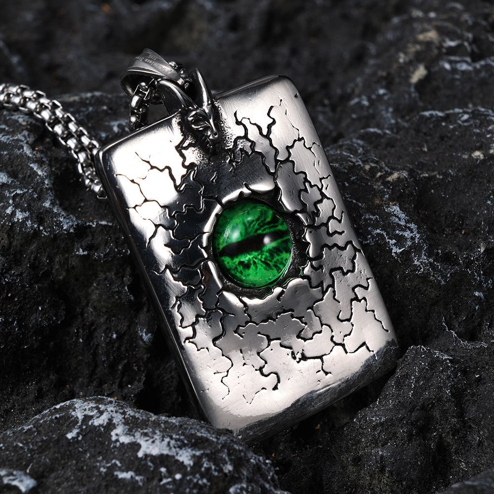 1:Style 1 green eyes without chain c0815