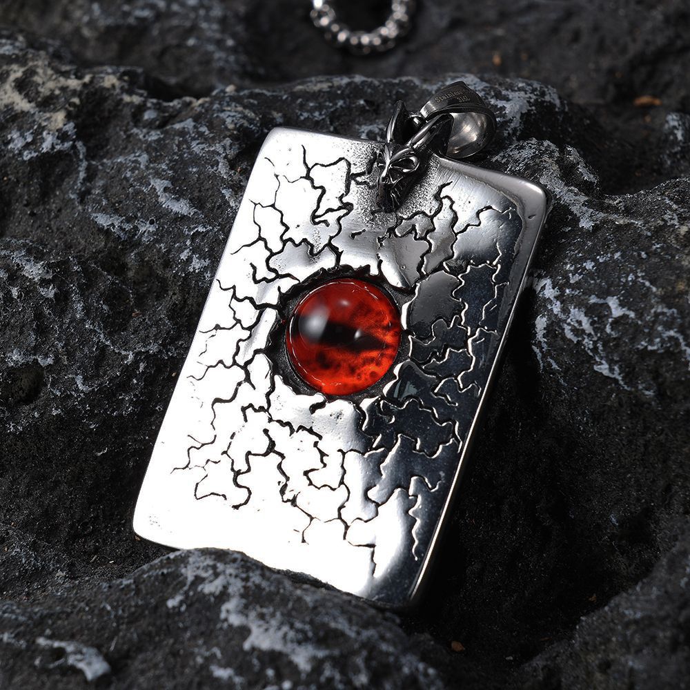 3:Style four: red eyes, chain not included (c0815)