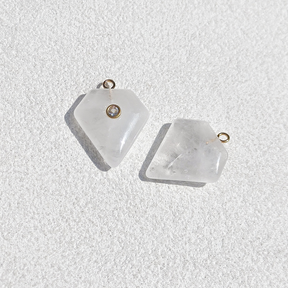 1:White crystal