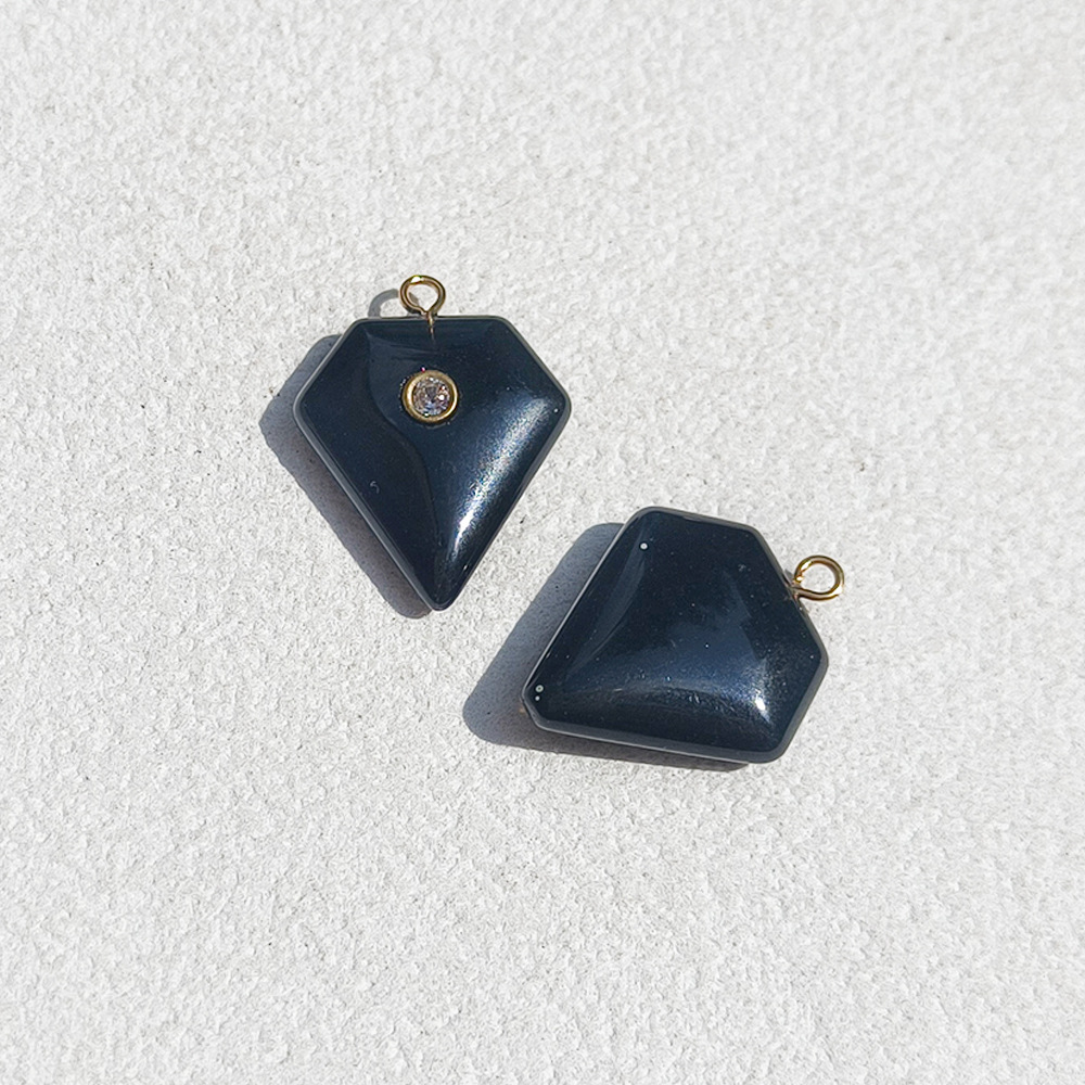 4:Obsidian
