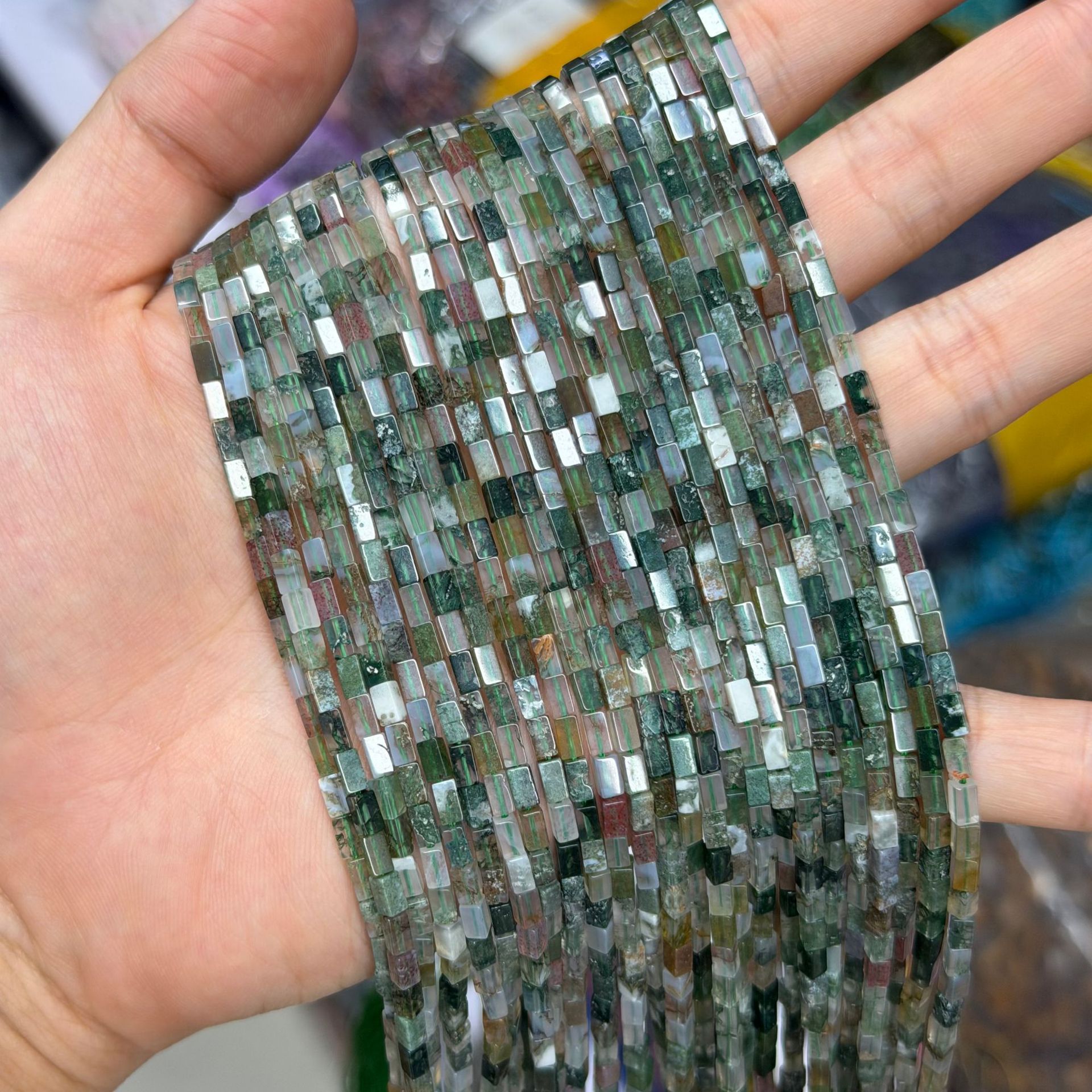 Aquatic agate 2x4mm