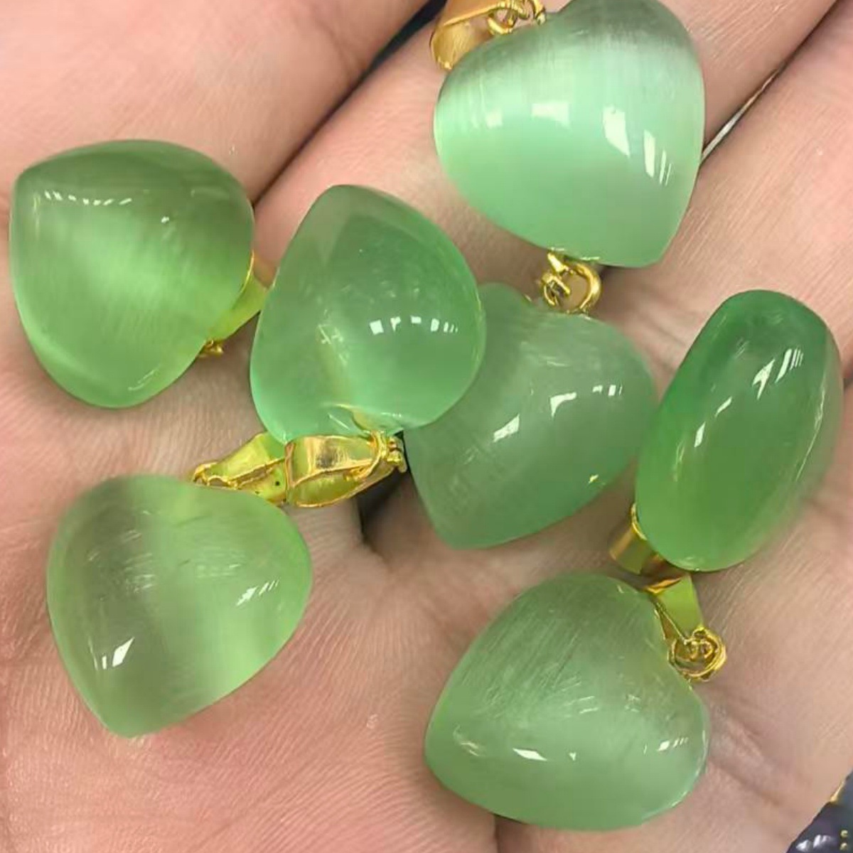 Grass green cat eye (gold) 15*15*9mm