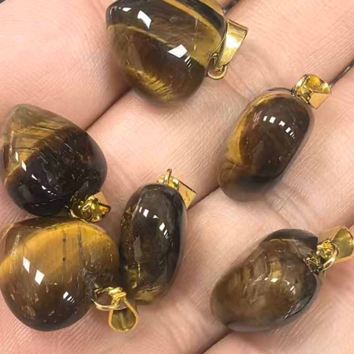 Tiger's Eye (Gold) 15*15*9mm