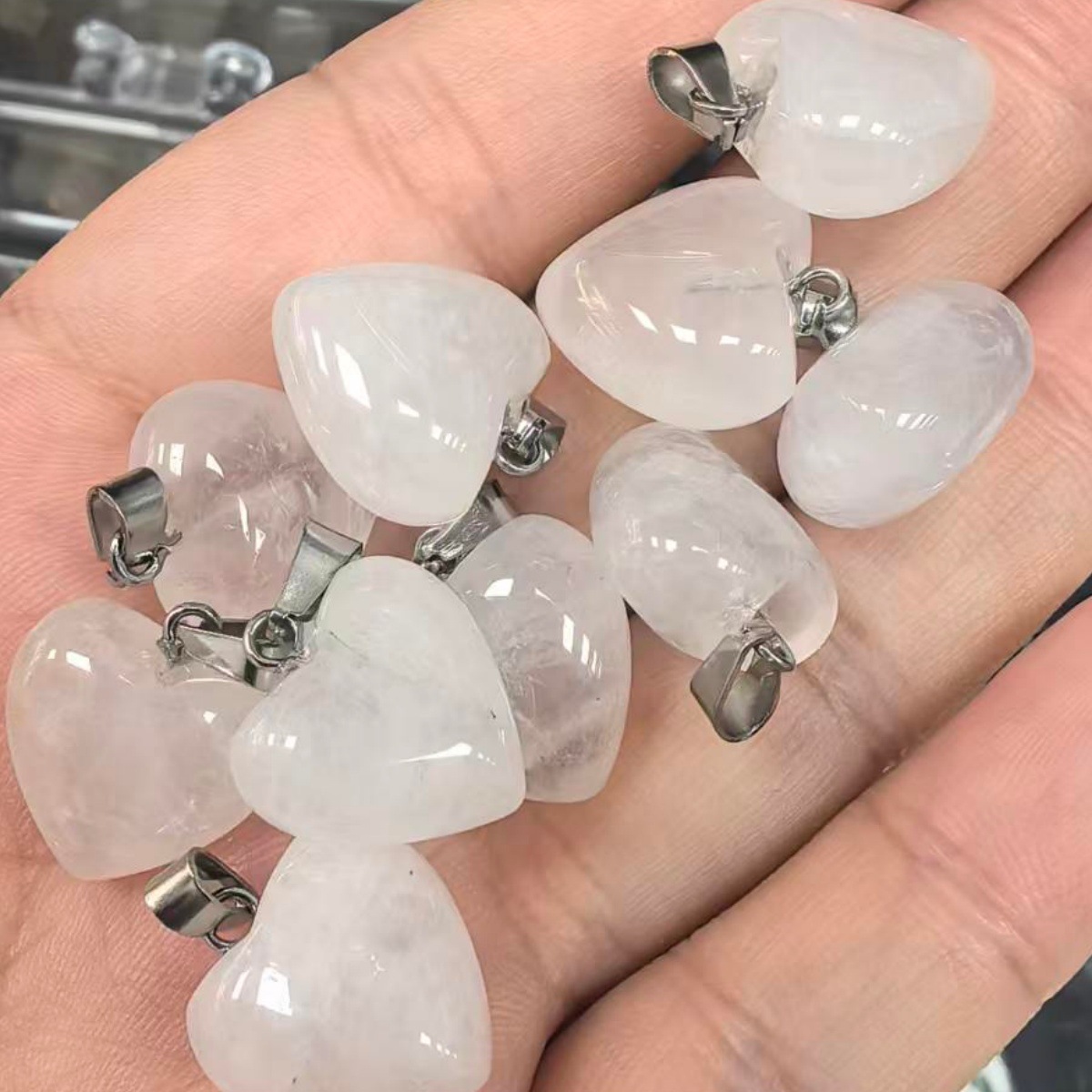 14:White crystal (white K)