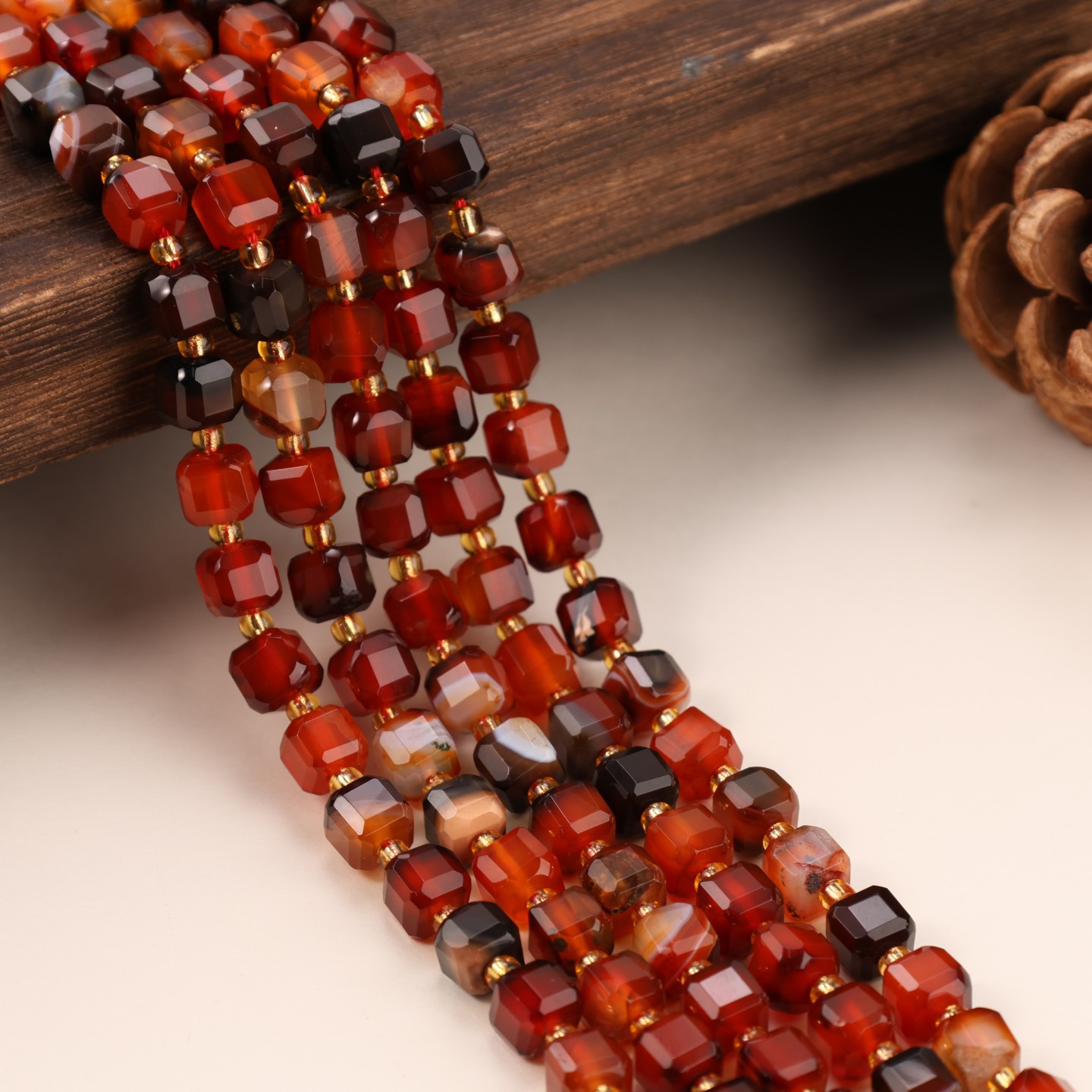 Fantasy striped agate sugar cube hard drive cut su