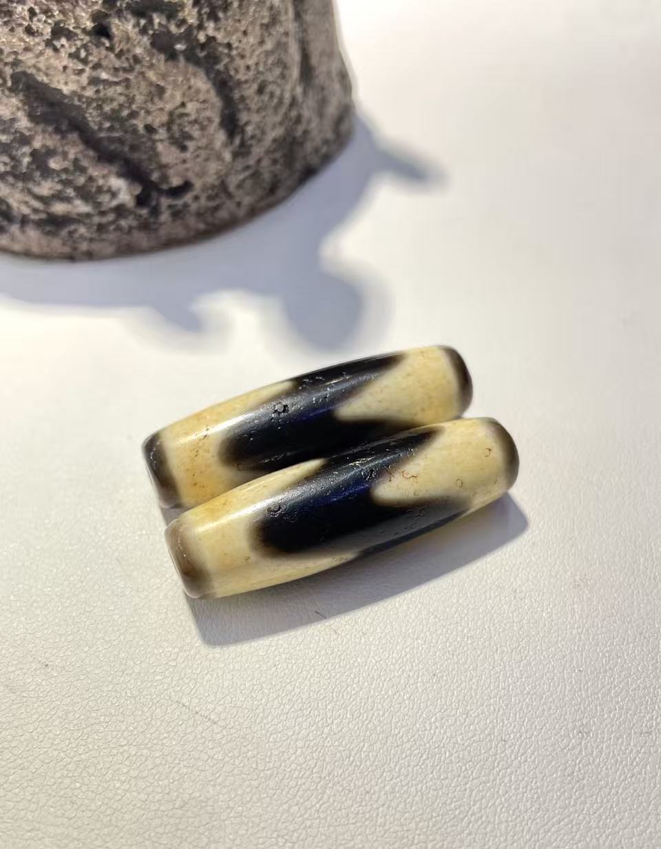 12:Single fang