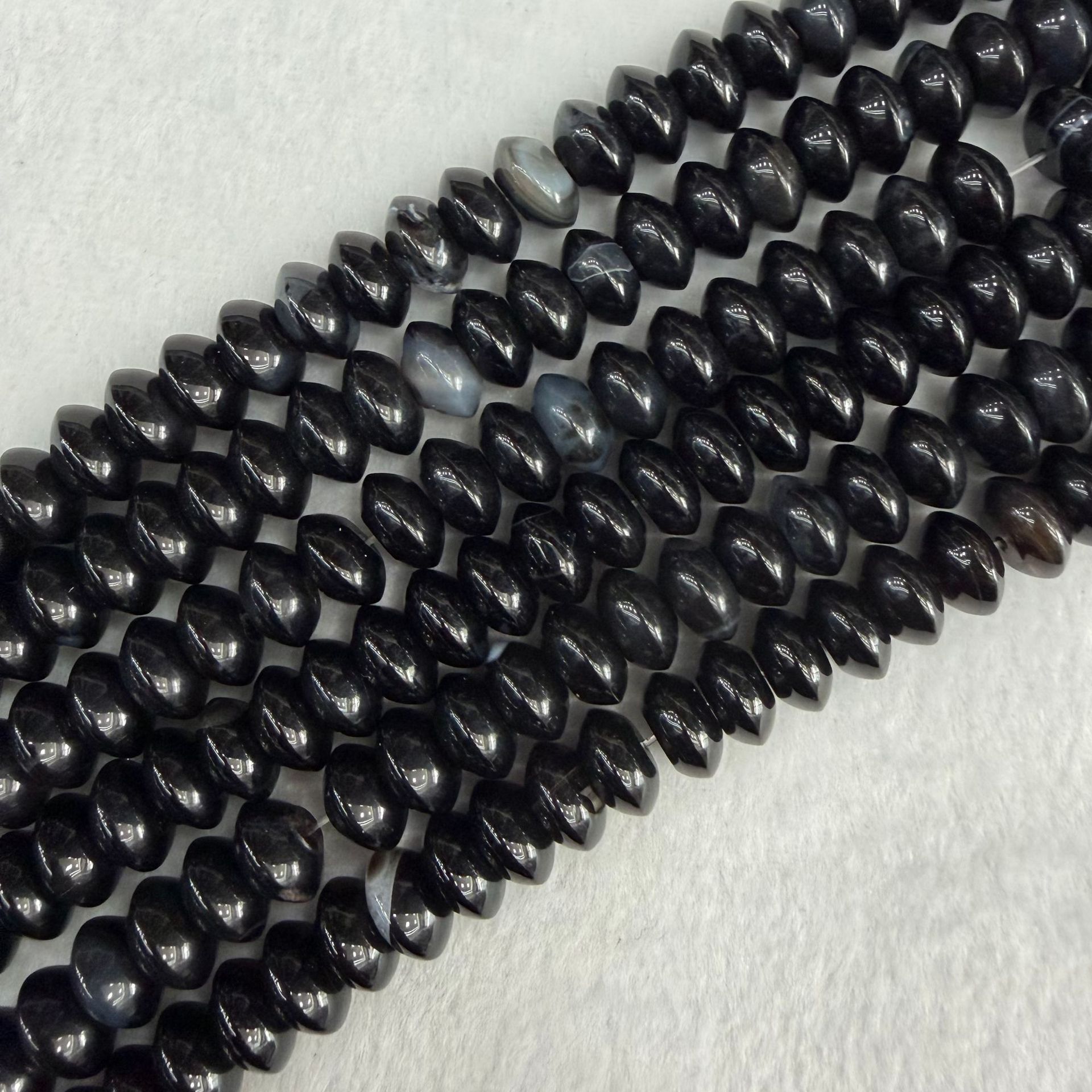 Black onyx 6x12mm
