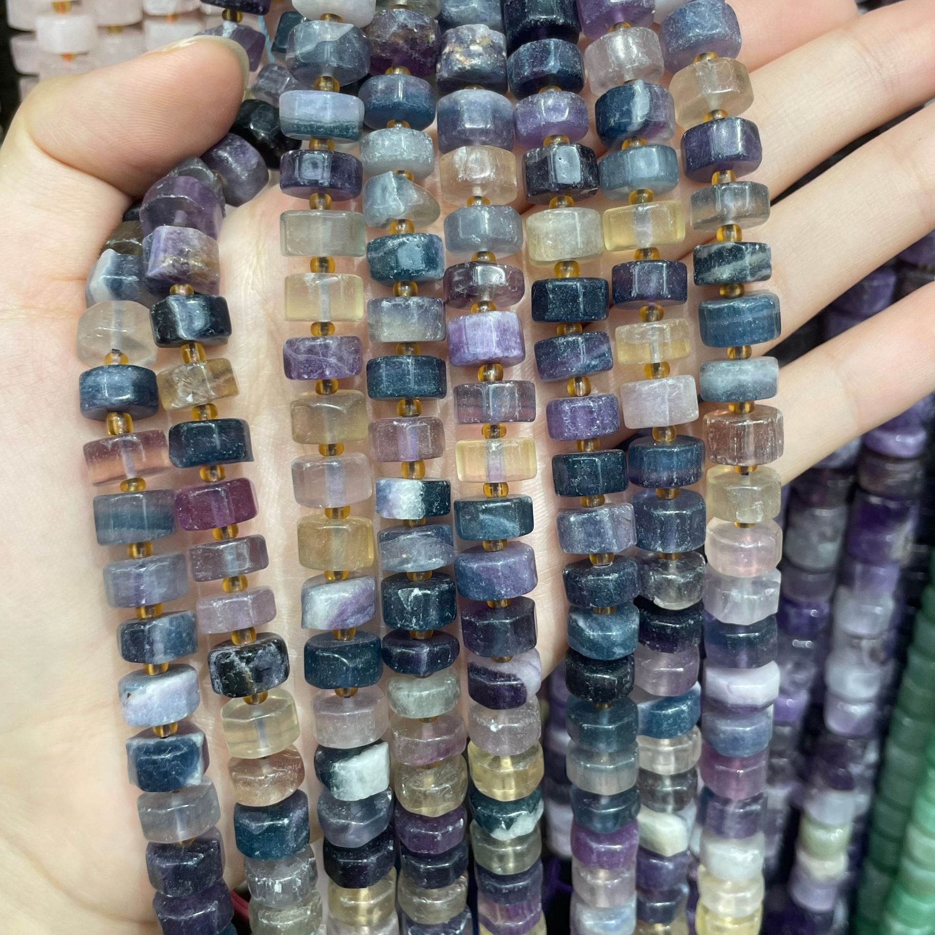 7:Natural purple fluorite