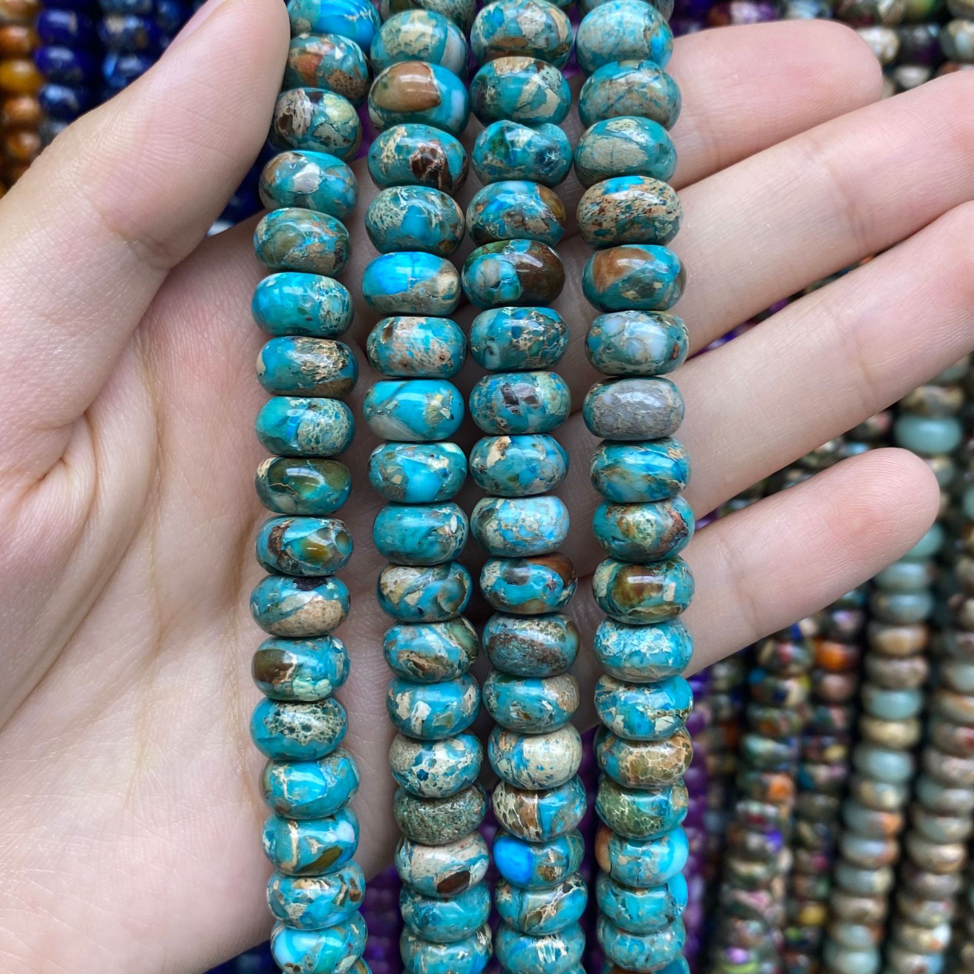 Turquoise blue 6x10mm