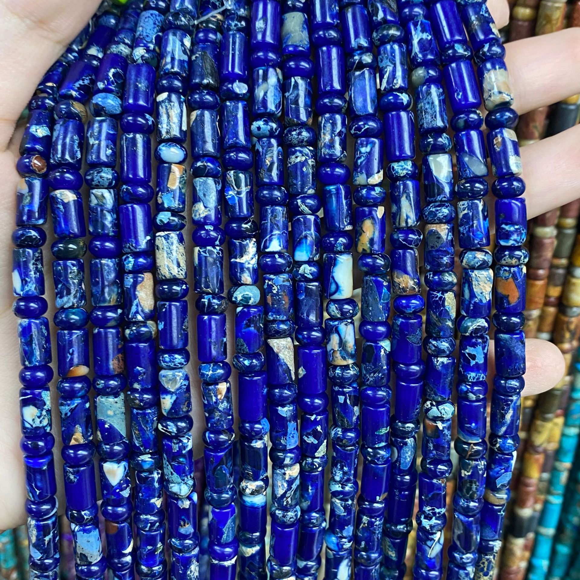 Dark blue emperor pine 6*9mm