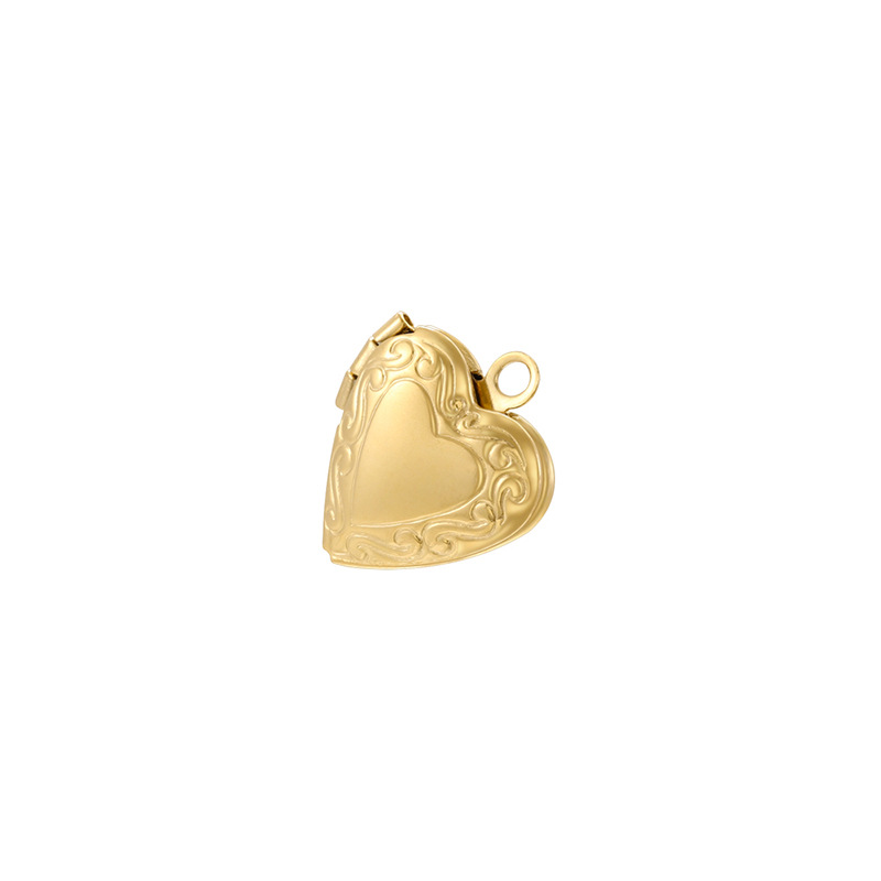 8:VD2373 Gold Stainless Steel Heart