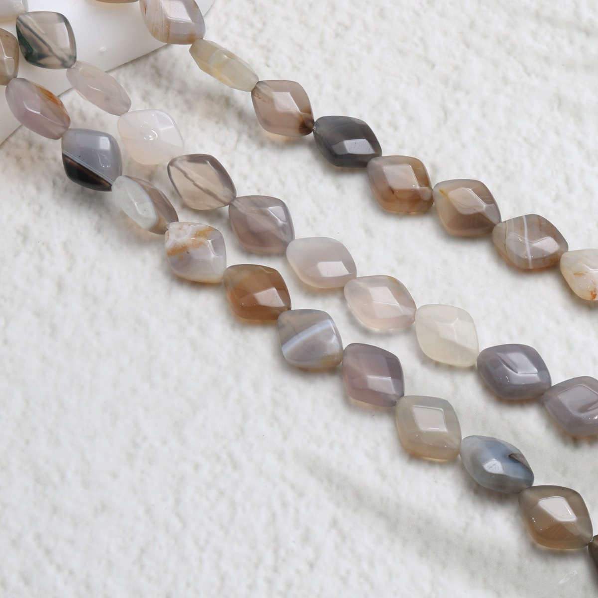 3:grey agate