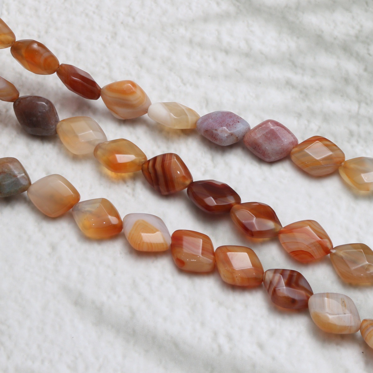 9:Red Lace Agate