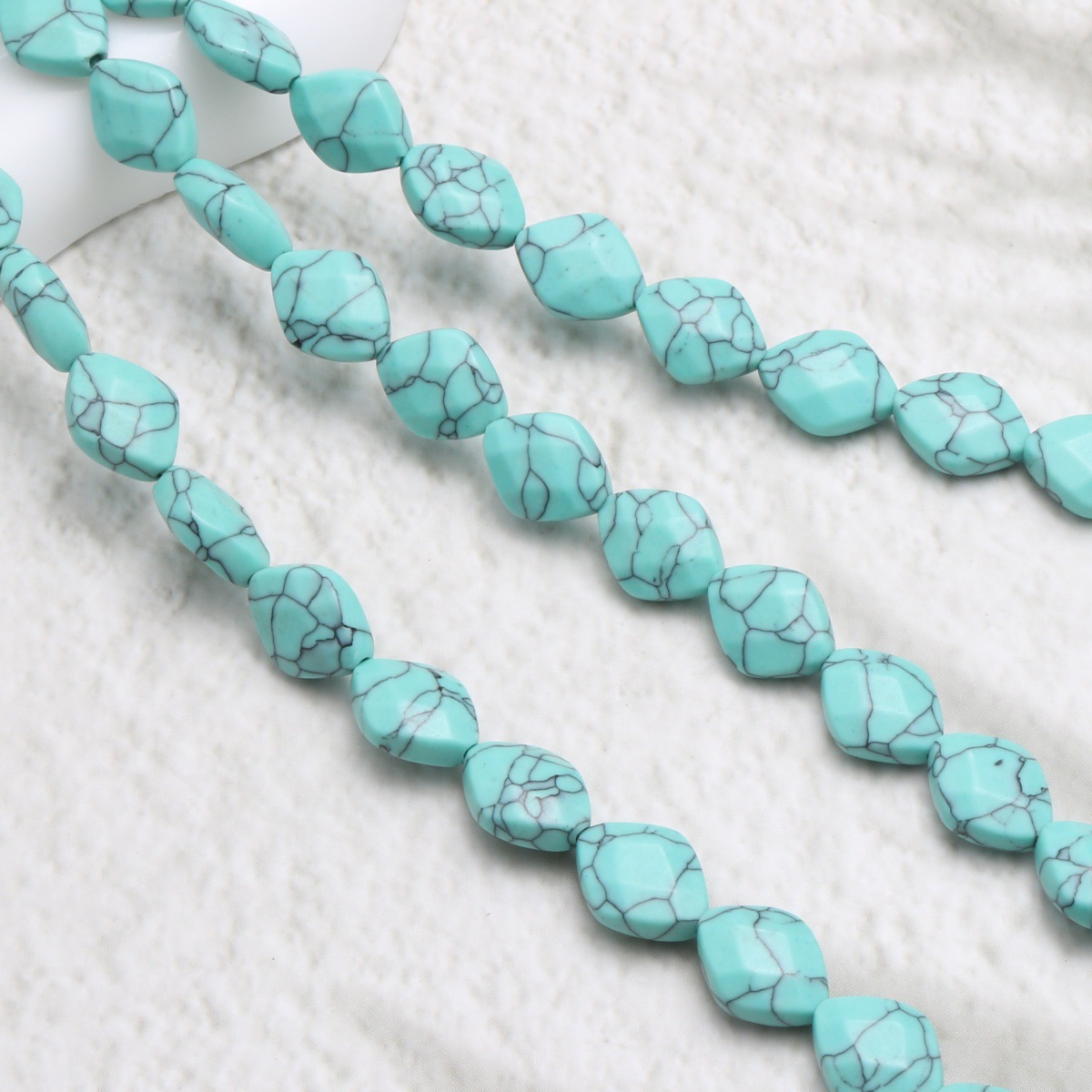 14:synthetic Turquoise