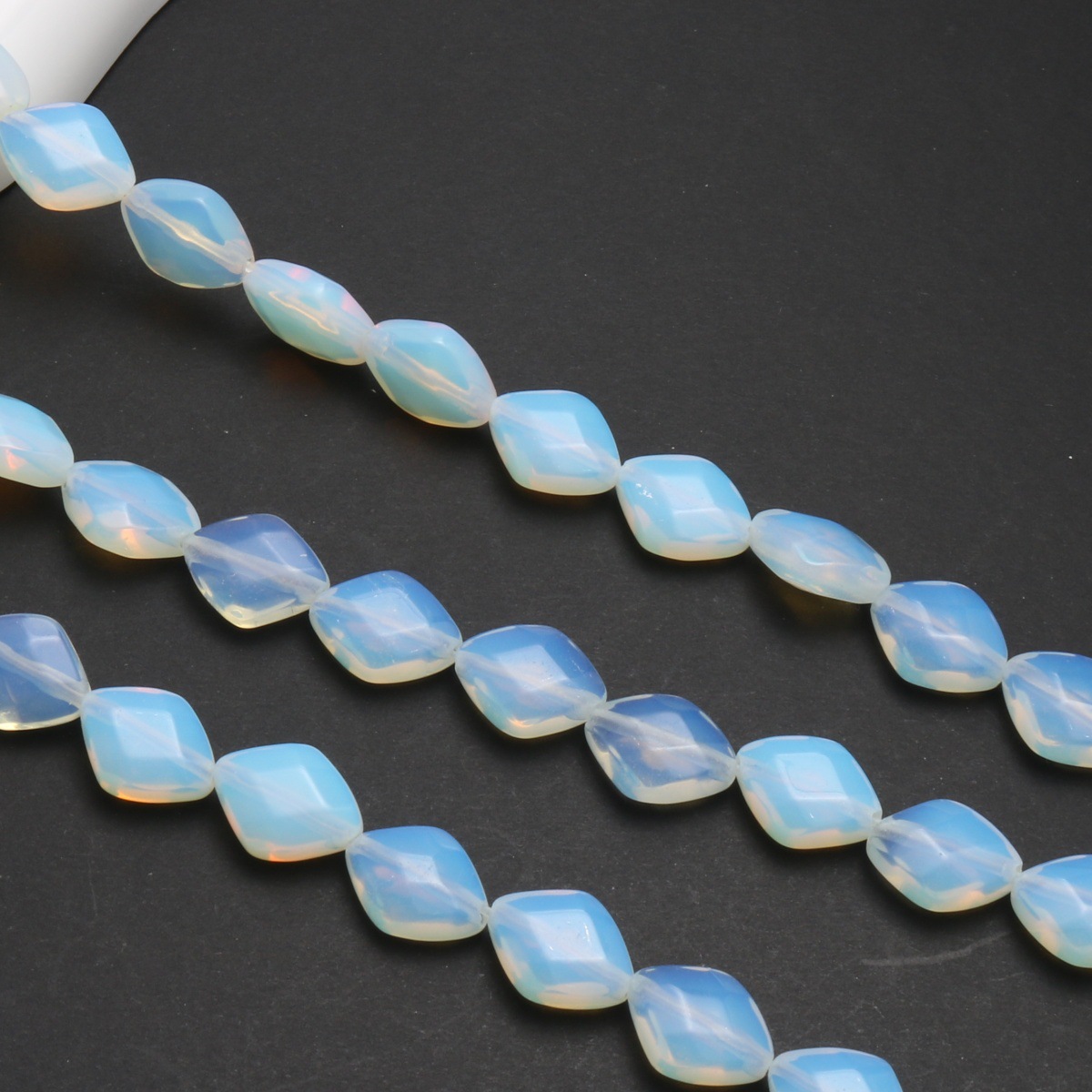 22:synthetic sea opal