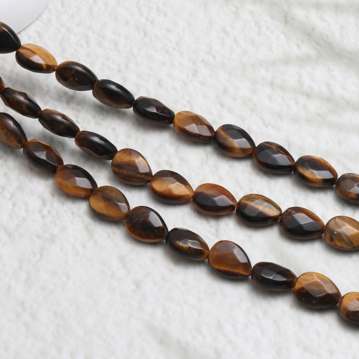 11:tiger eye