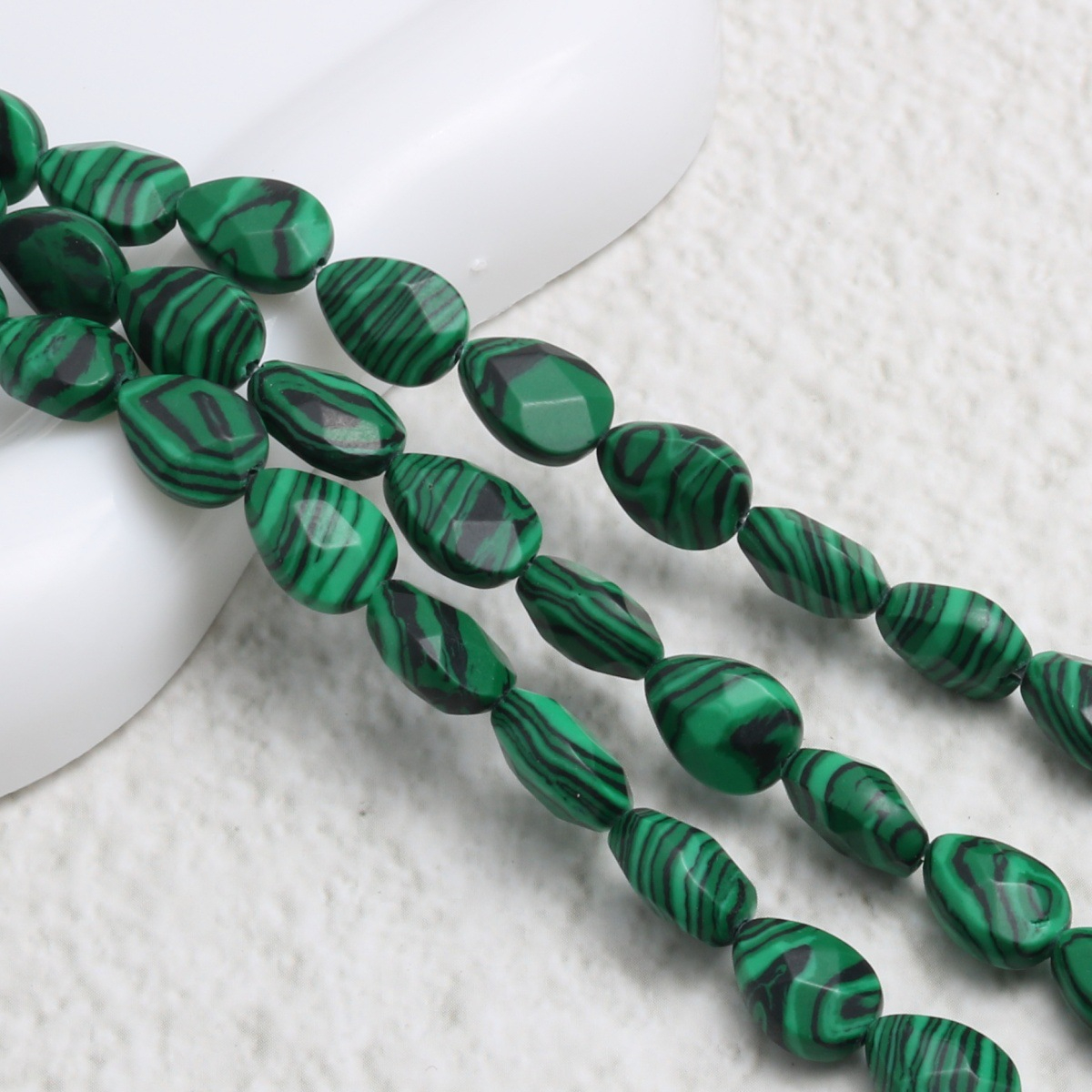 17:synthetic malachite