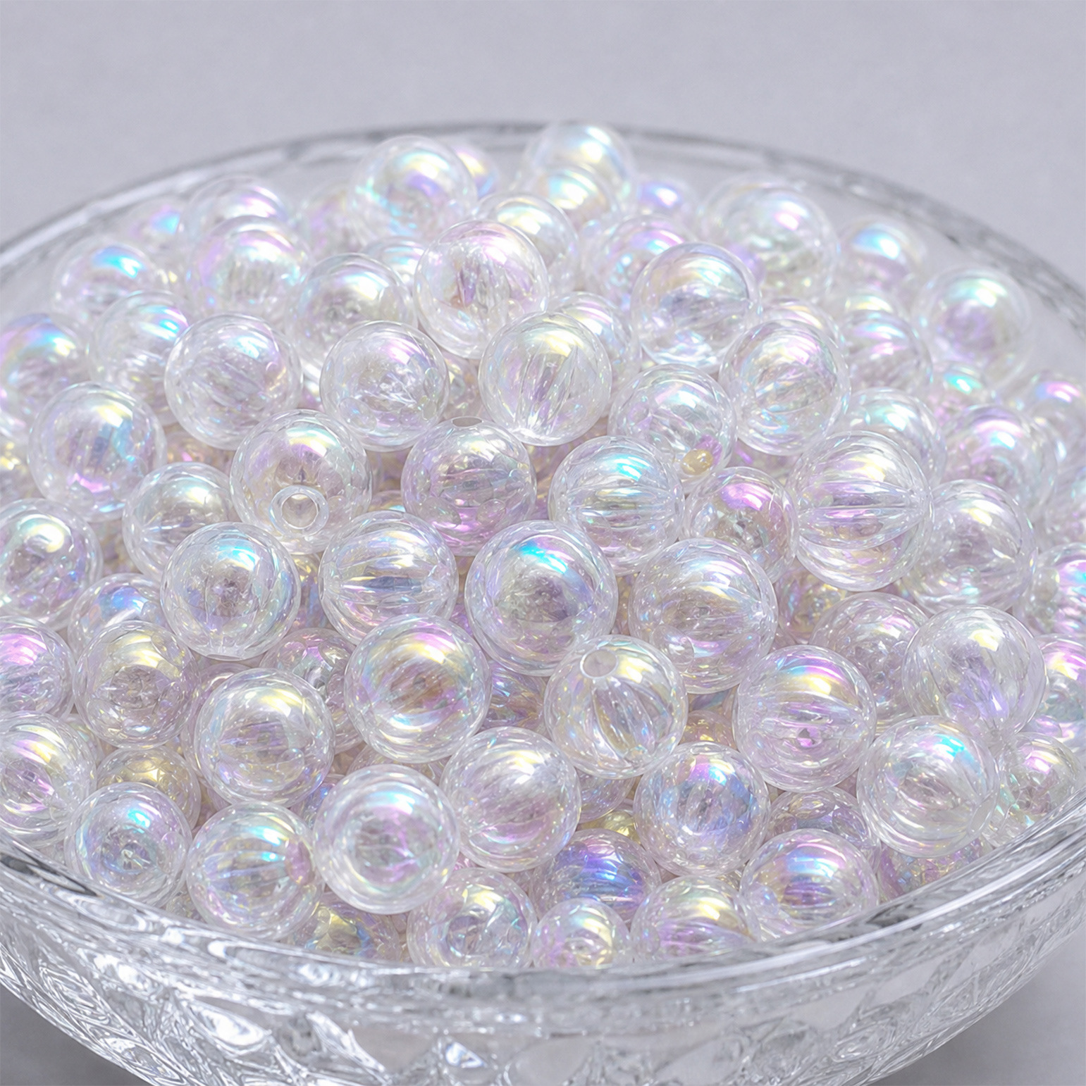 Iridescent Transparent 4mm hole 1.35mm, 15550pcs