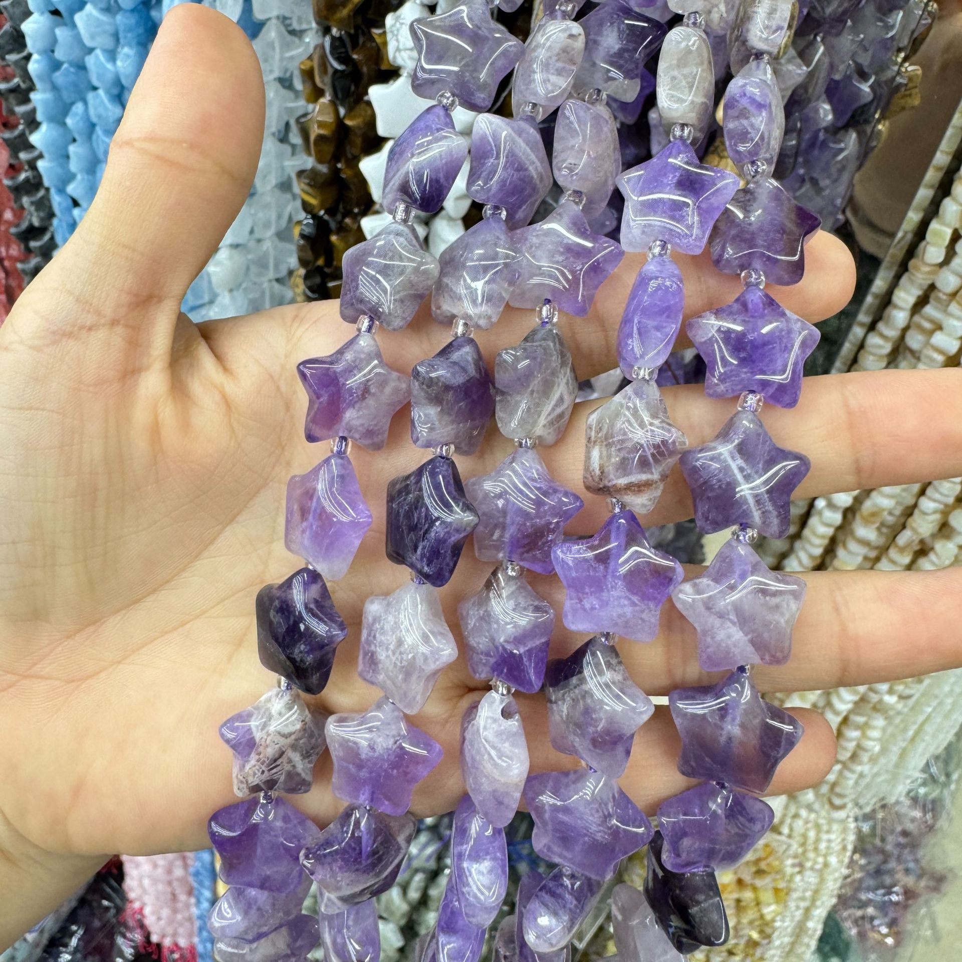 9:Amethyst (about 25 pieces)