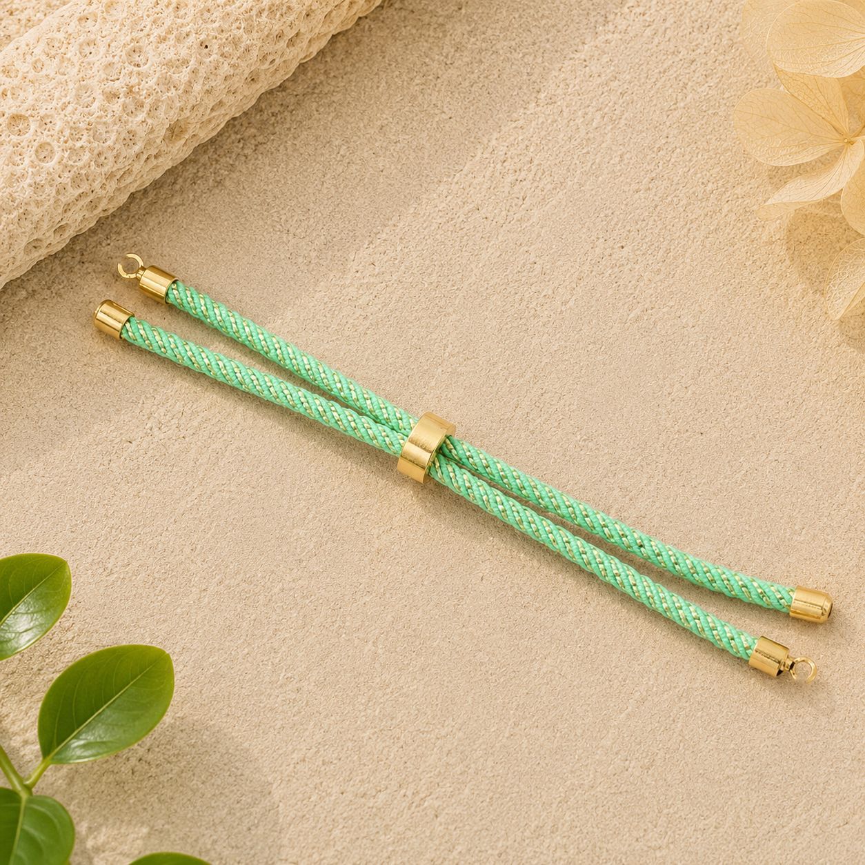 2:Mint green