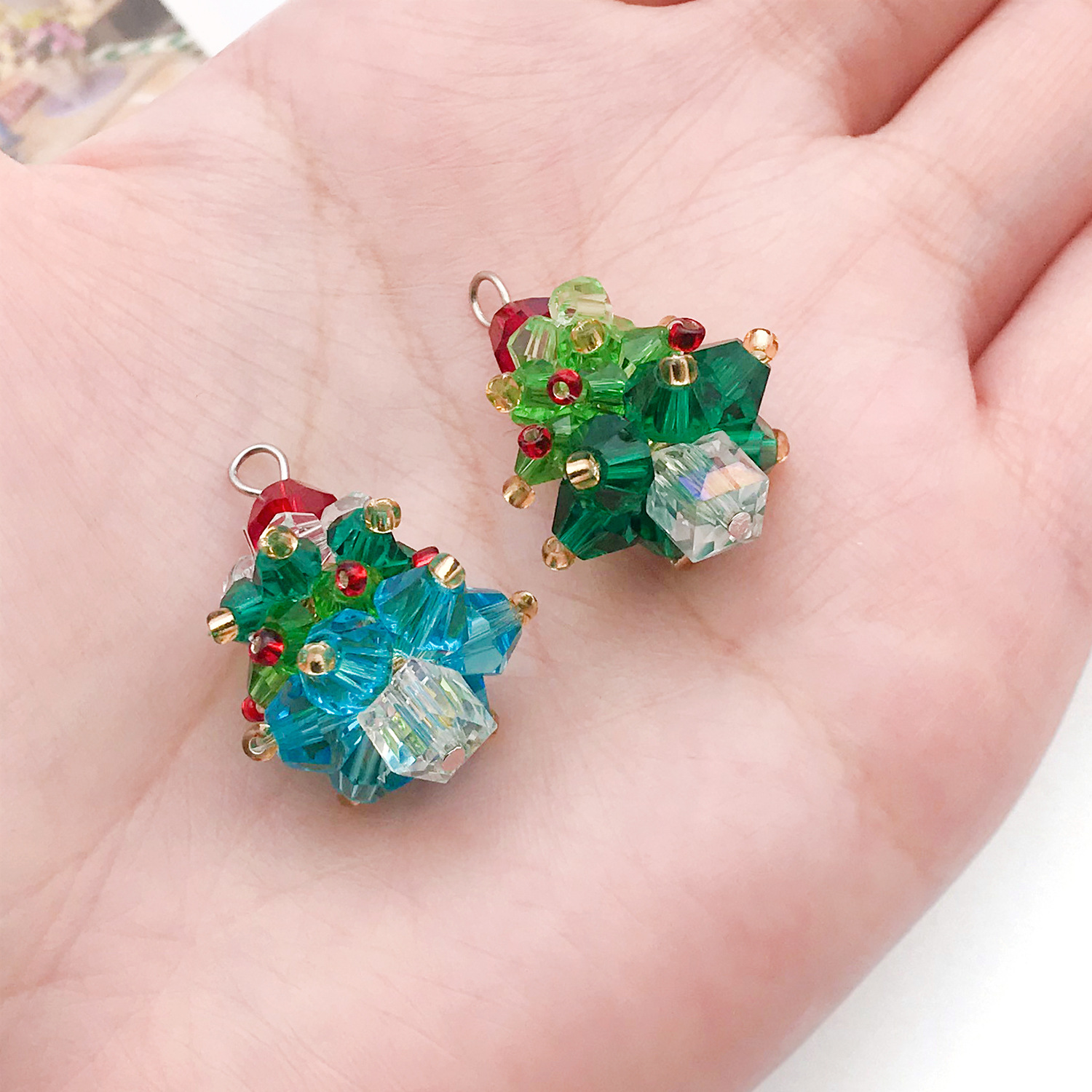 2:Mixed 2 Beaded Woven Christmas Tree Series - 2 Styles, each 1-7.7g - SN1833