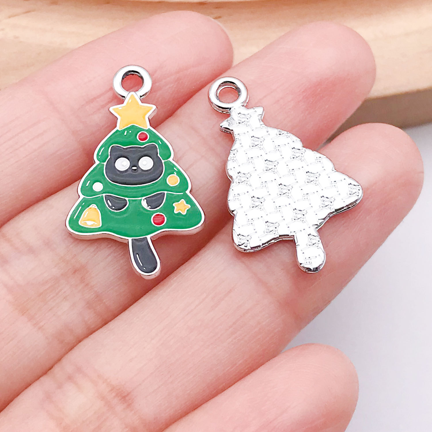 11:1 white k green christmas tree cat 25x15mm-1g-25243