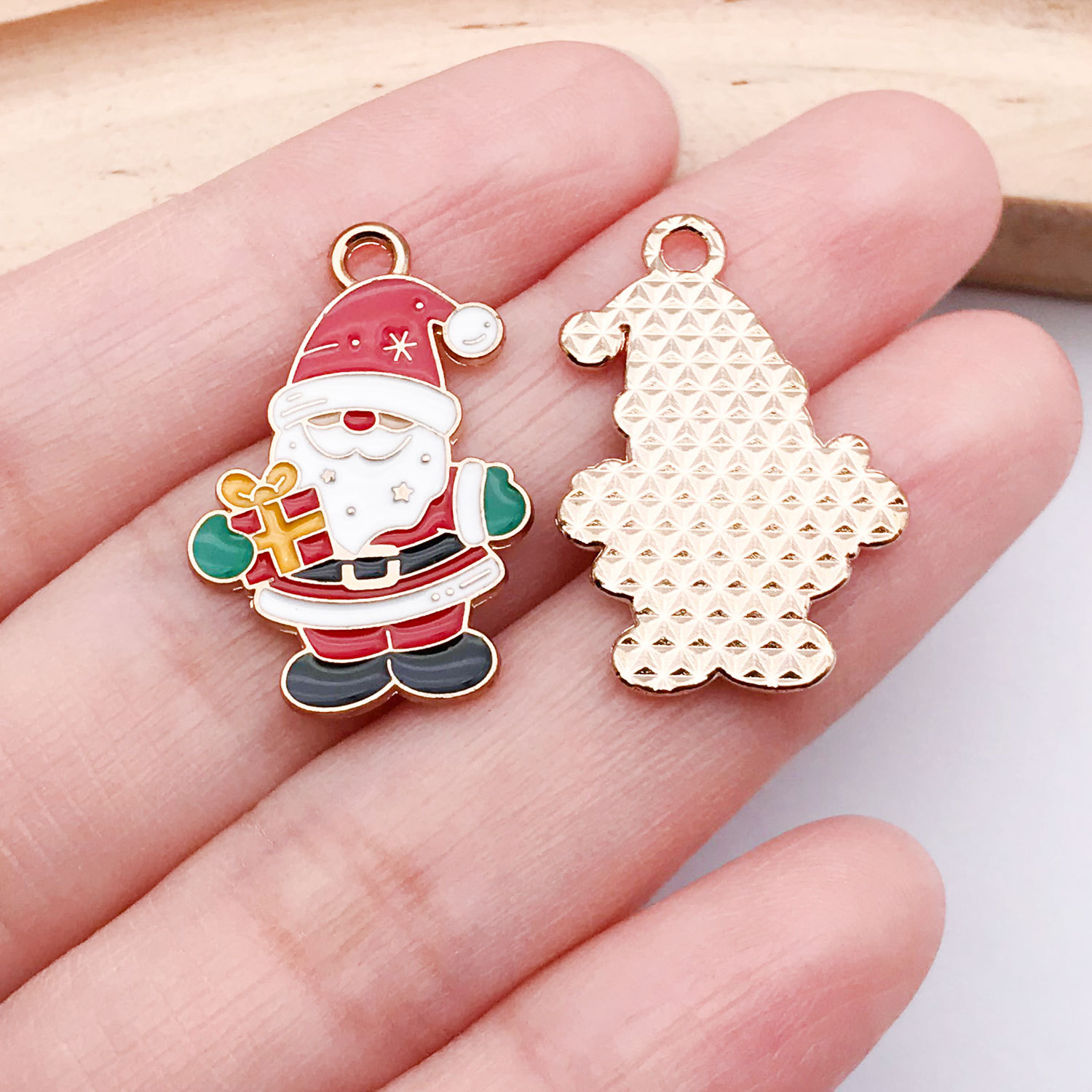 20:1 red gift box santa claus 25x17mm-1.4g-25283