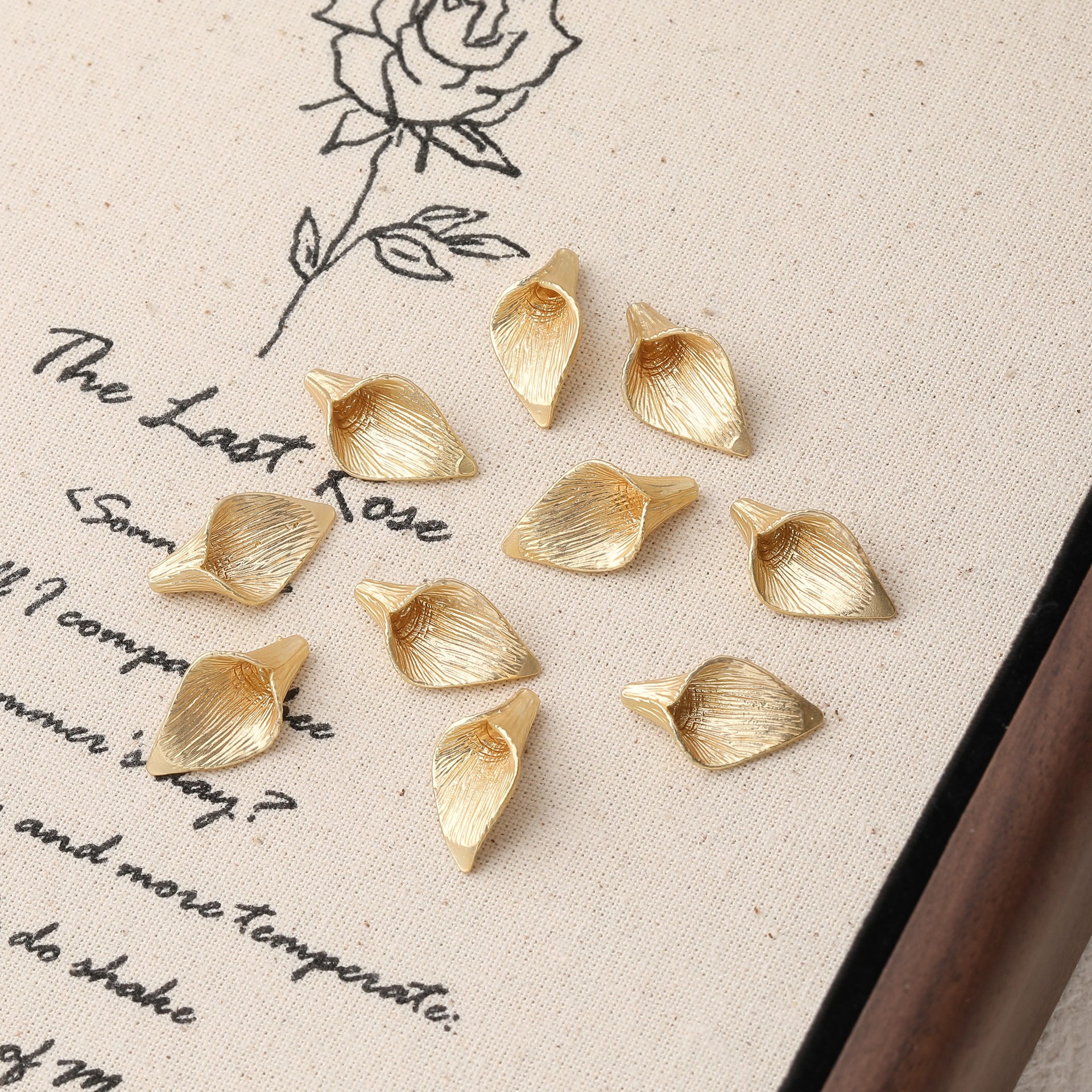 6:18.4x9.8x4.6mm matte gold 1 piece b style