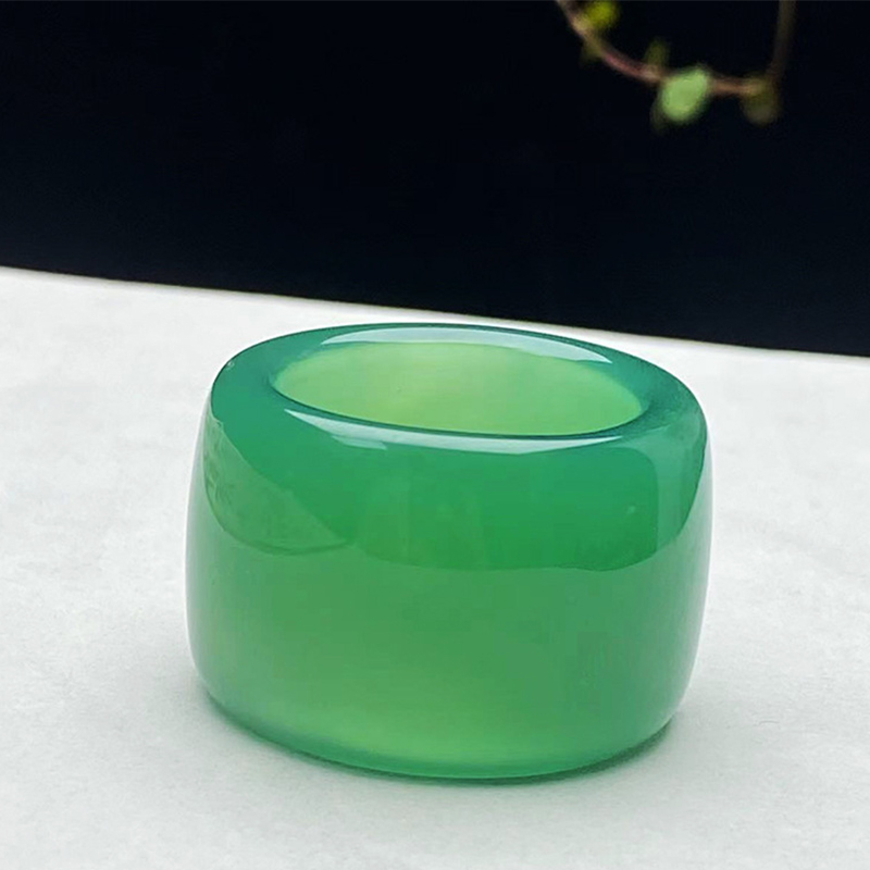 Agate green curved model 23mm