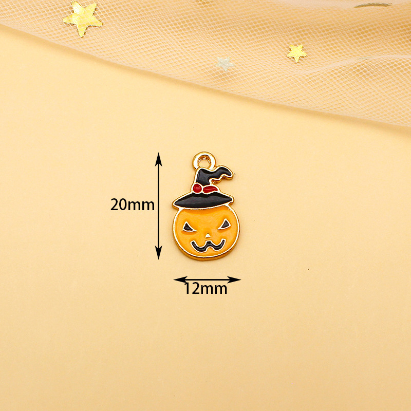 14:14#Witch hat small pumpkin