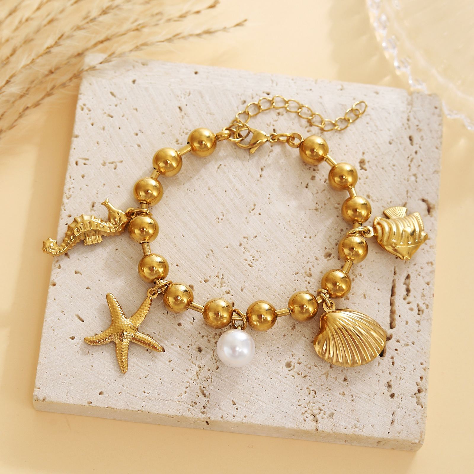 1:Gold