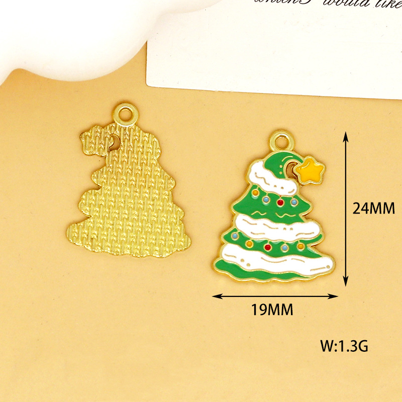 18 Christmas trees L