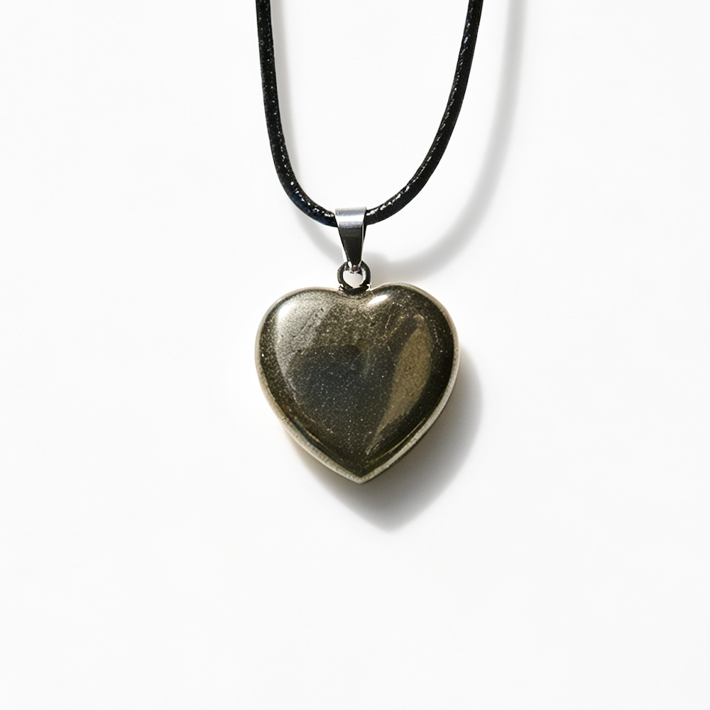 6:6*25mm heart-shaped pendant (comes with a lanyard)
