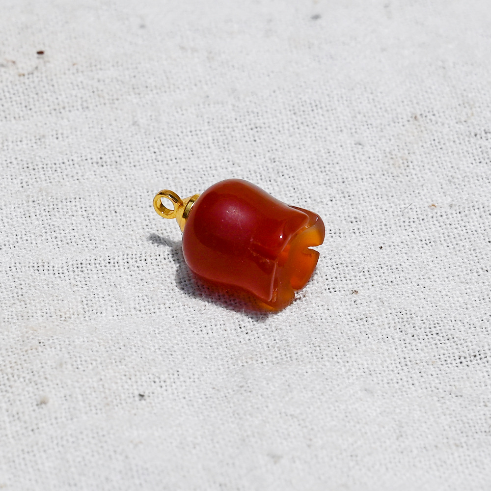 6:Red agate