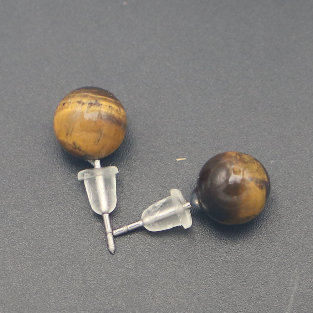8:Tiger eye stone